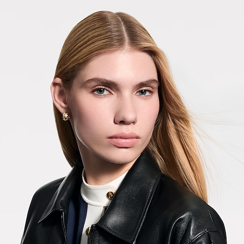 Perfumes and Beauty - LV Baume - Lip Balm Refill Perfumes and Beauty Lips } | LOUIS VUITTON (Product zoom)