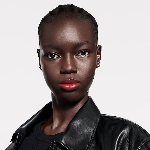 Perfumes and Beauty - LV Baume - Lip Balm Refill Perfumes and Beauty Lips } | LOUIS VUITTON (Product zoom)