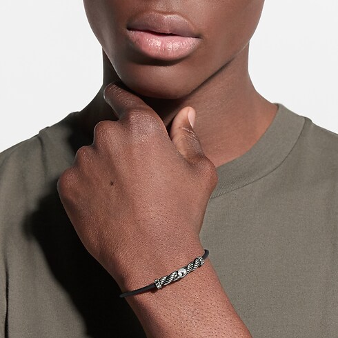 Men - LV Braids Leather Bracelet Other Leathers Men Accessories All Accessories | LOUIS VUITTON (Product zoom)