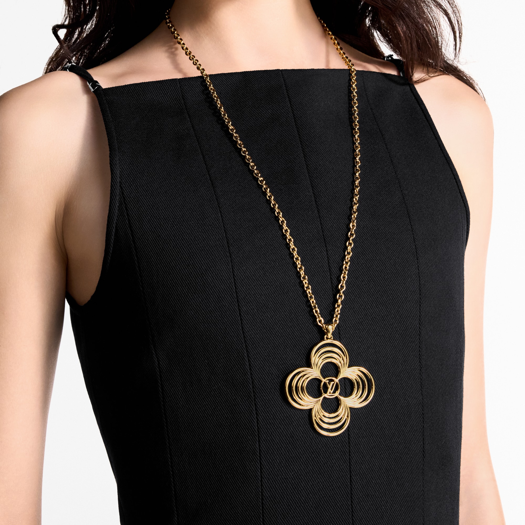 Women - LV Breeze Pendant S00 Women Fashion Jewellery Necklaces and Pendants | LOUIS VUITTON (Product zoom)