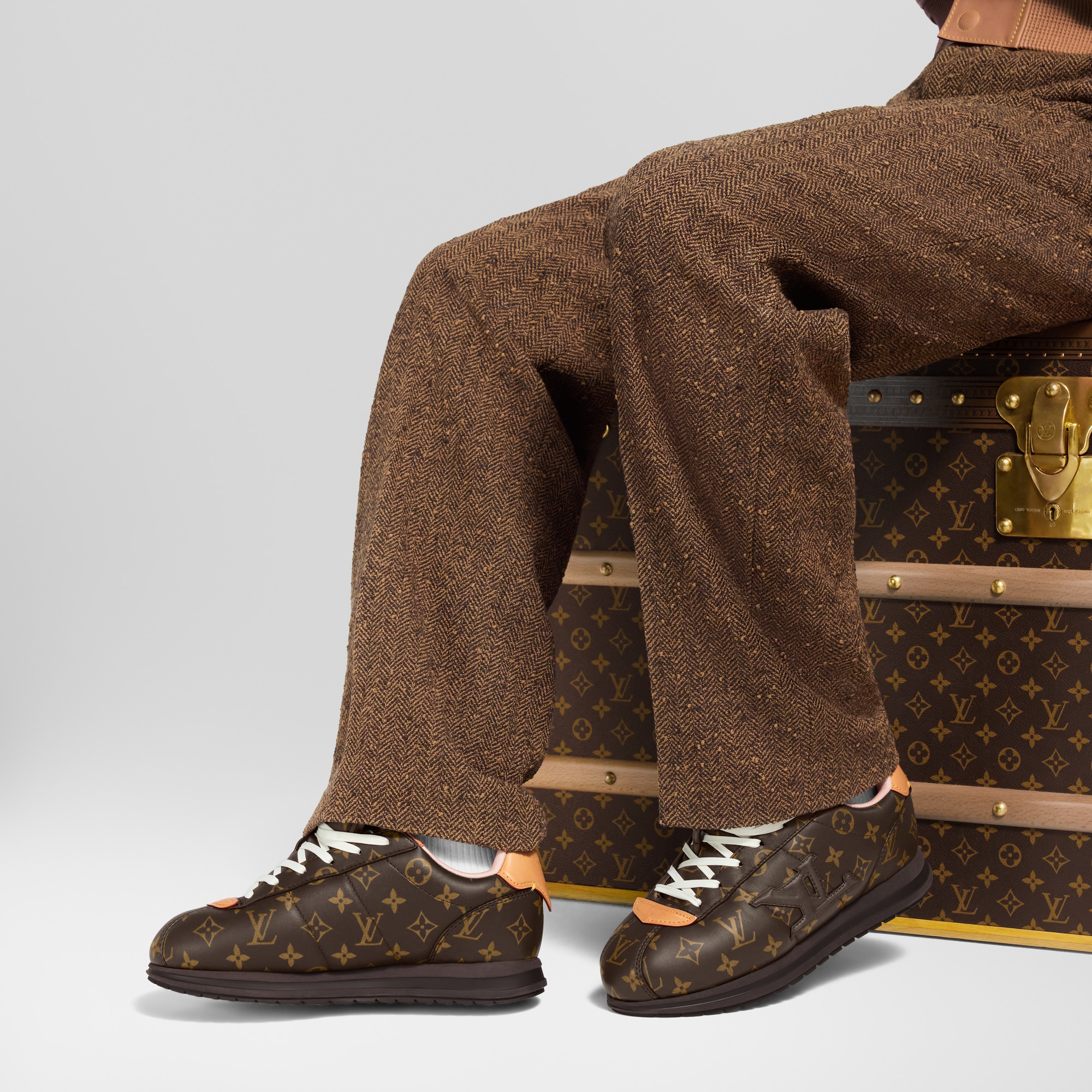 Men - LV BUTTERSOFT Trainers  Men Shoes Trainers | LOUIS VUITTON (Product zoom)