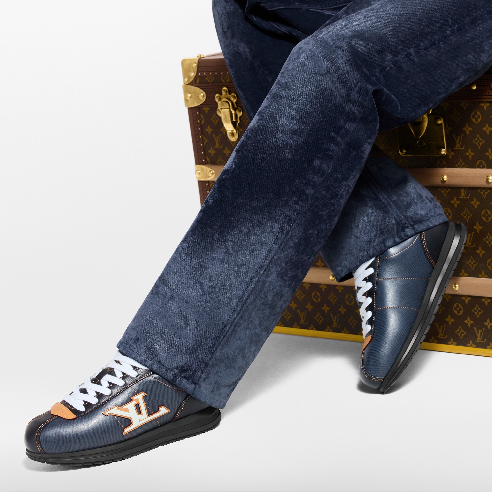 Men - LV BUTTERSOFT Trainers  Men Shoes Trainers | LOUIS VUITTON (Product zoom)
