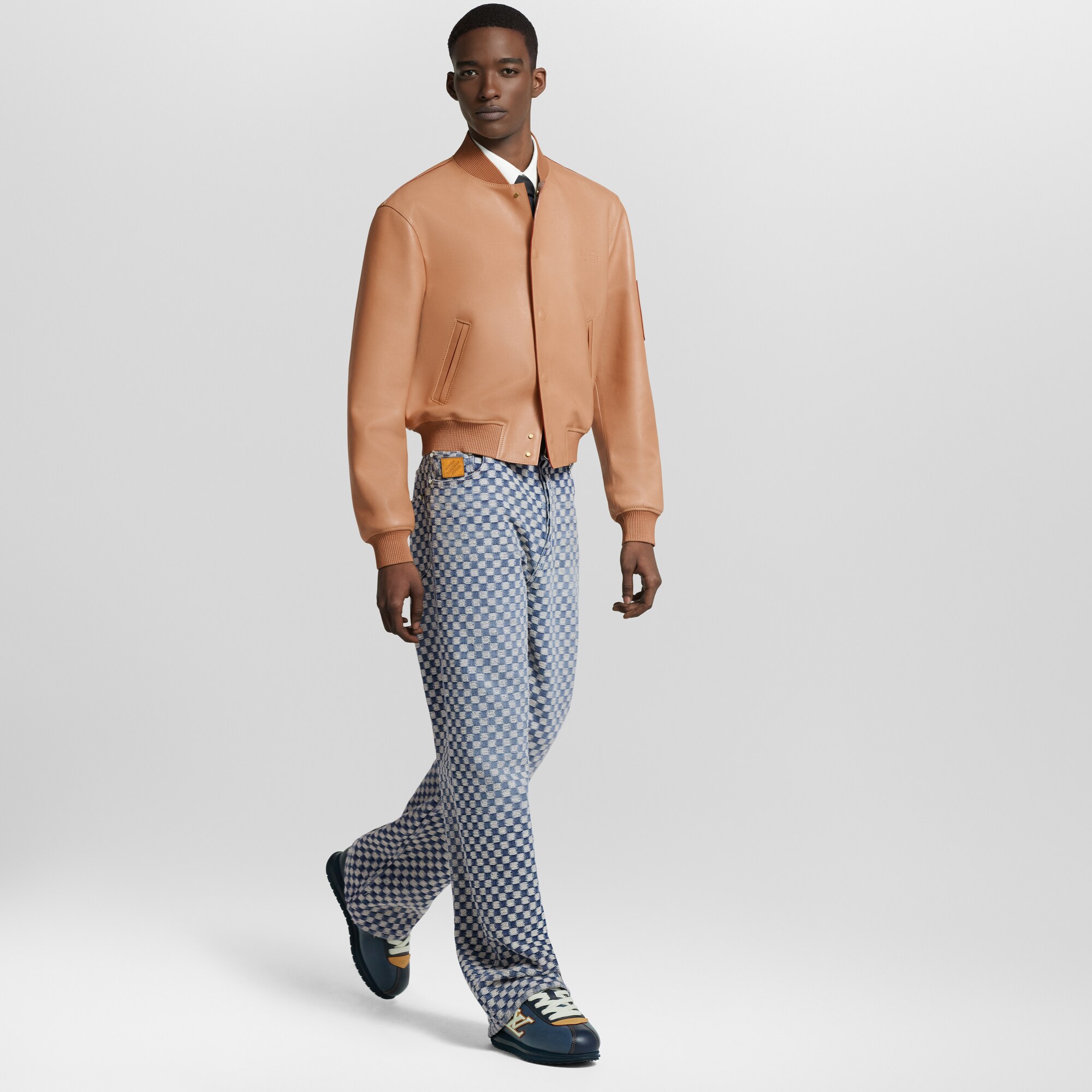 Men - LV BUTTERSOFT Trainers  Men Shoes Trainers | LOUIS VUITTON (Product zoom)