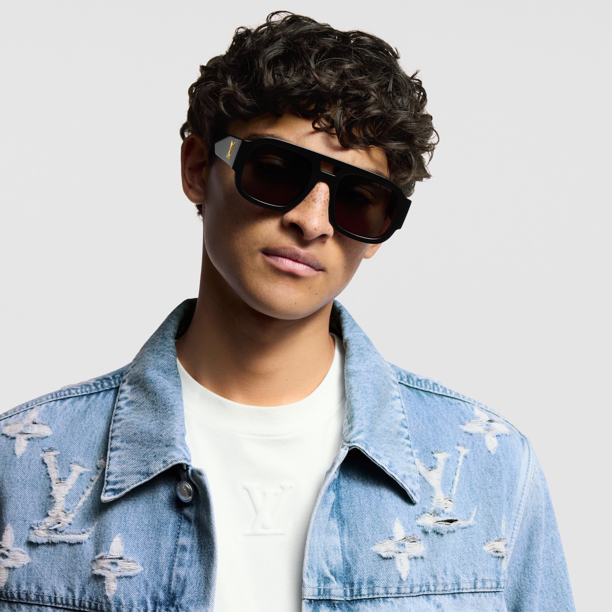 Men - LV Clash Pilot Sunglasses S00 Men Accessories Sunglasses | LOUIS VUITTON (Product zoom)