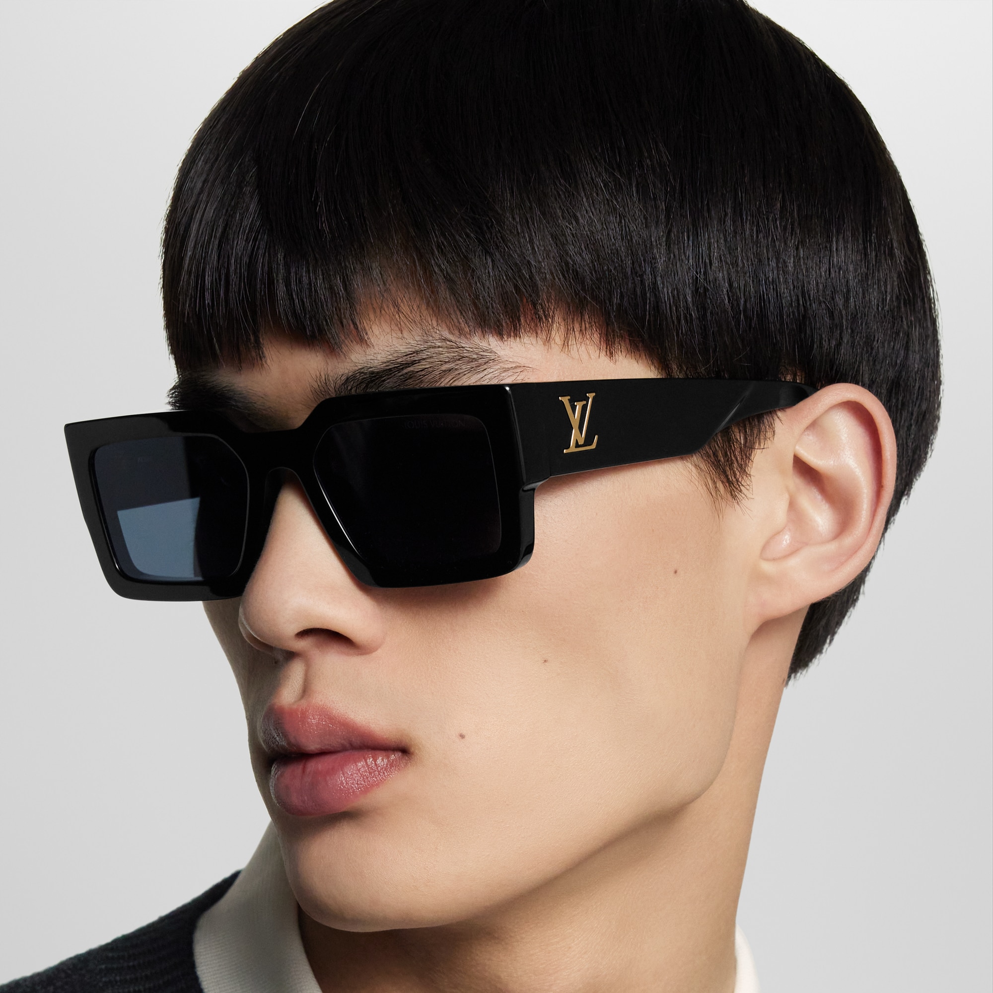 Men - LV Clash Square Sunglasses S00 Men Accessories Sunglasses | LOUIS VUITTON (Product zoom)
