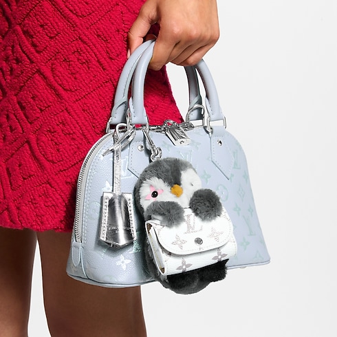 Women - LV Cute Penguin Bag Charm S00 Women Accessories Bag Charms and Keyholders | LOUIS VUITTON (Product zoom)