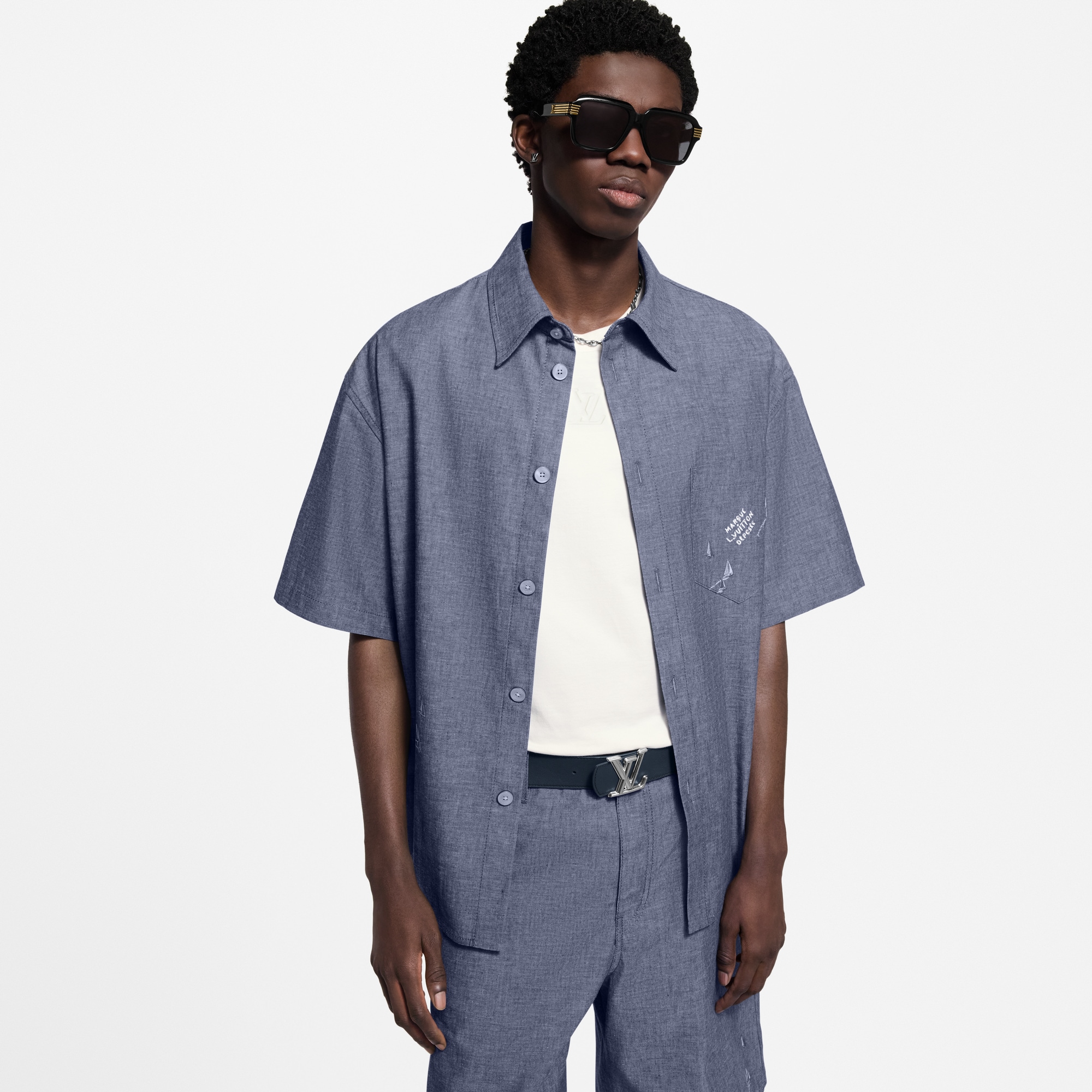 Men - LV Dimension 40MM Reversible Belt  Men Accessories Belts | LOUIS VUITTON (Product zoom)