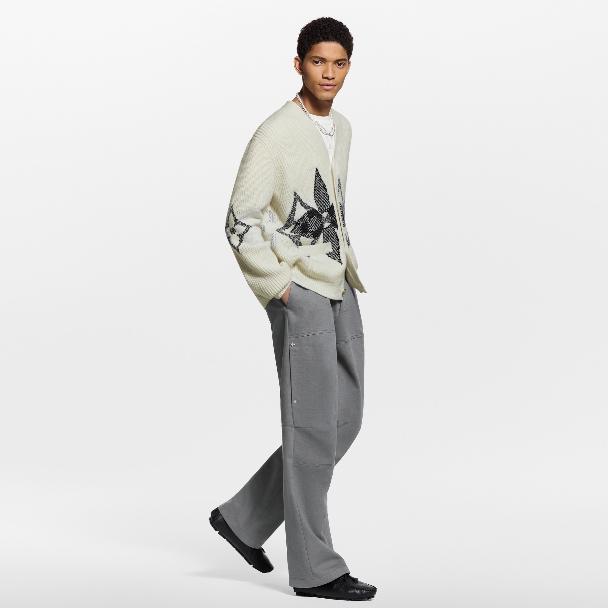 Men - LV Driver Moccasin  Men Shoes Loafers and Moccasins | LOUIS VUITTON (Product zoom)