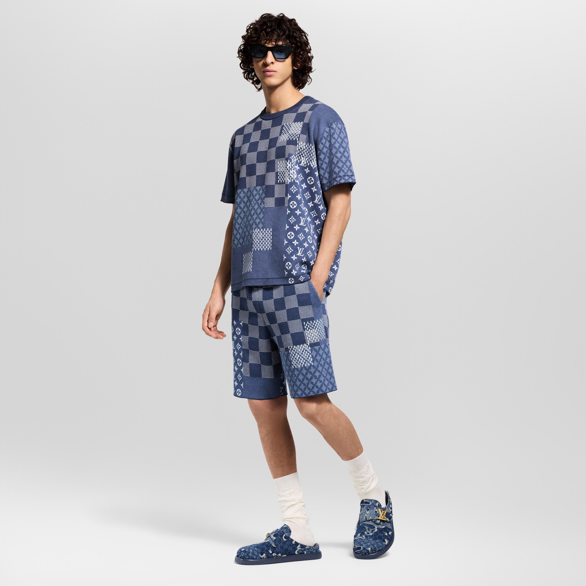 Men - LV Easy Mules  Men Shoes All Shoes | LOUIS VUITTON (Product zoom)