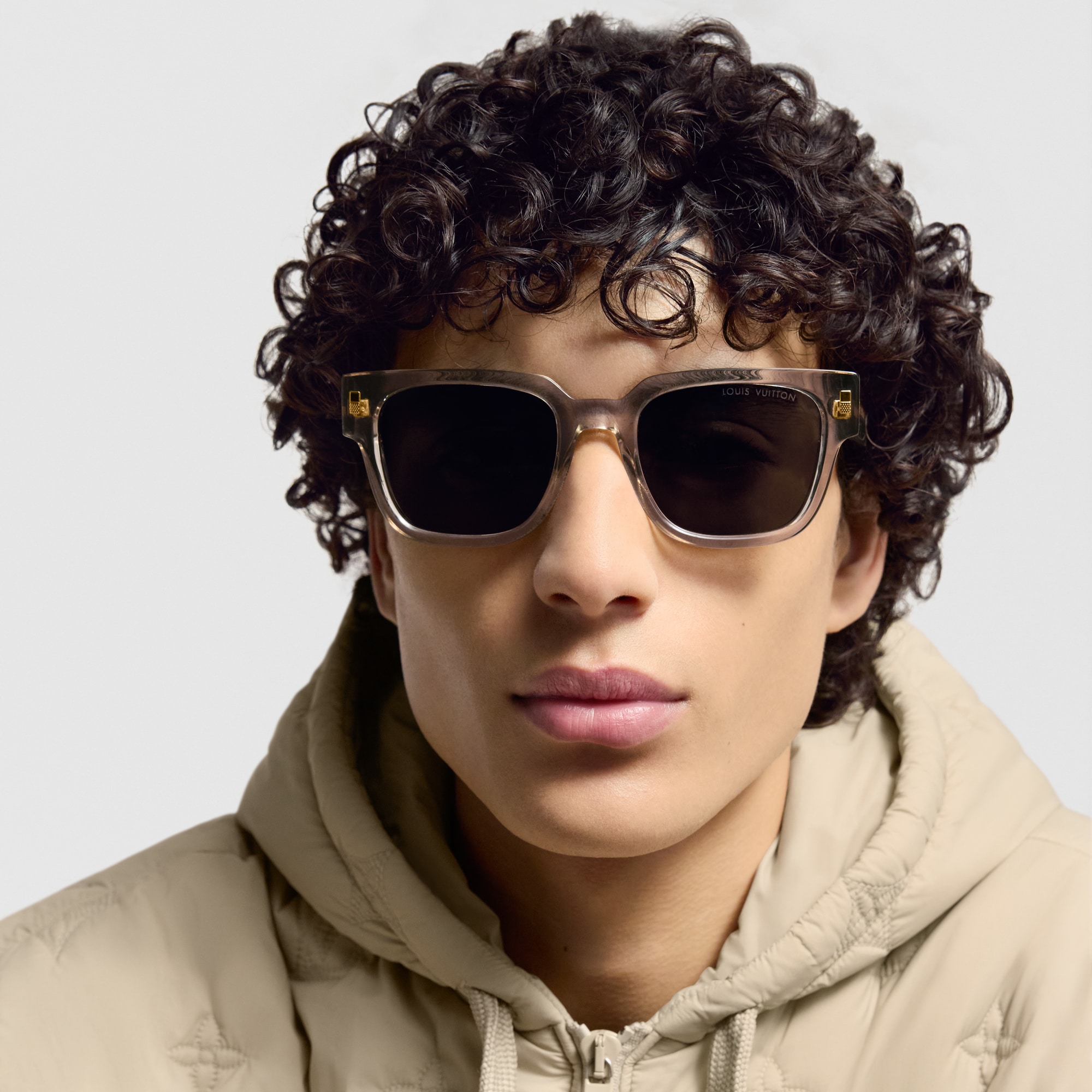 Men - LV Escape Square Sunglasses S00 Men Accessories Sunglasses | LOUIS VUITTON (Product zoom)