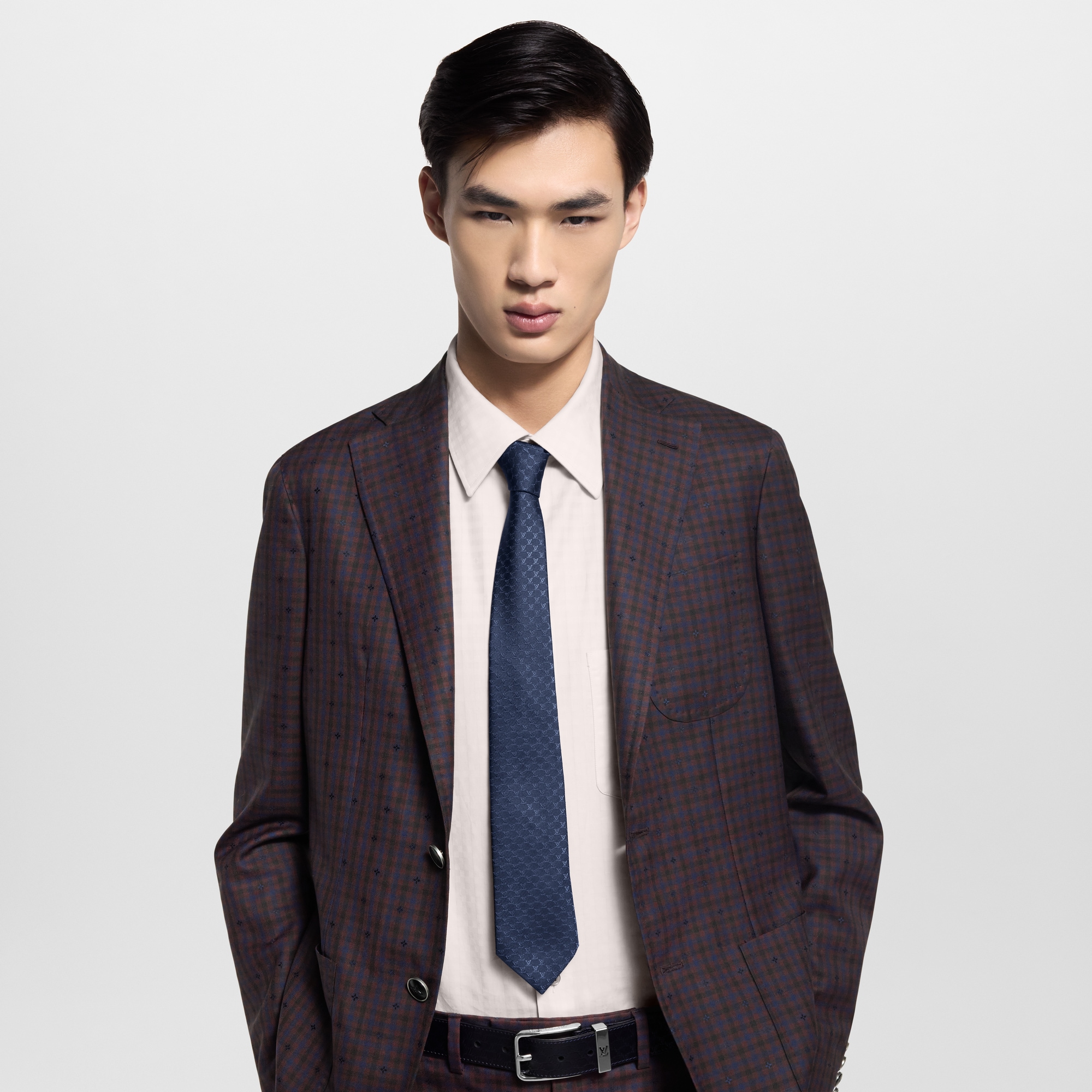 Men - LV Fishnet Tie S00 Men Accessories Ties and Pocket Squares | LOUIS VUITTON (Product zoom)