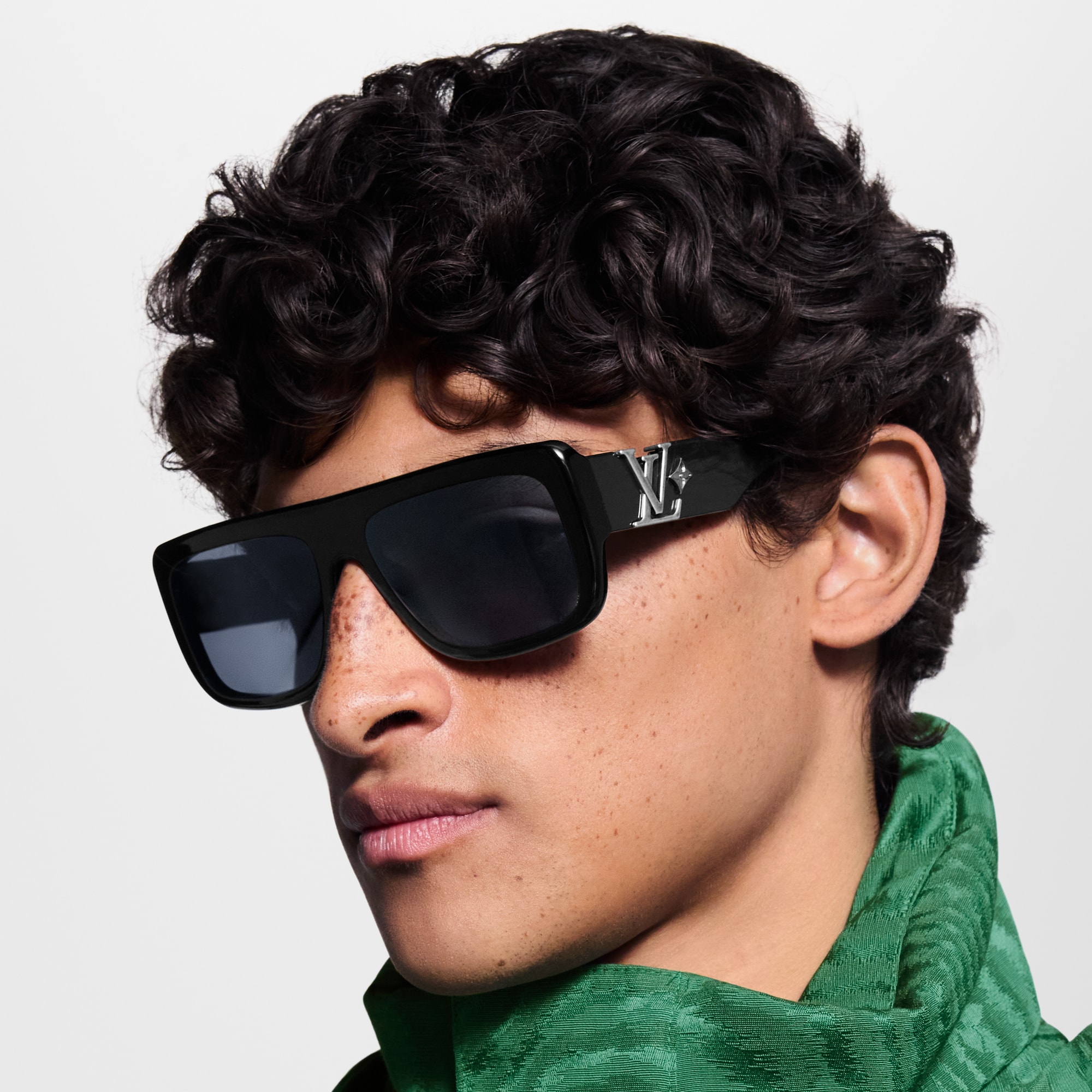 Men - LV Flower Square Sunglasses S00 Men Accessories Sunglasses | LOUIS VUITTON (Product zoom)