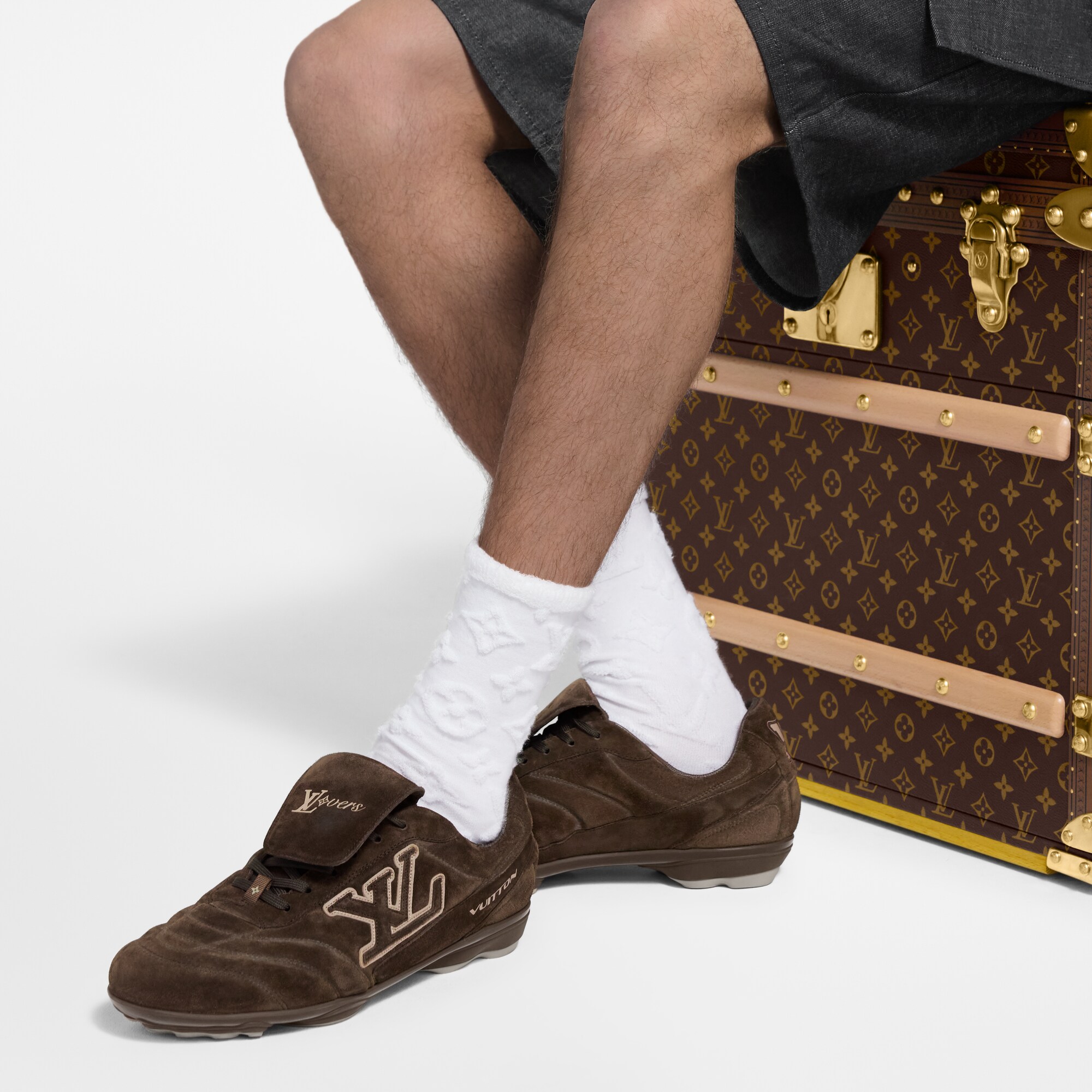 Men - LV Footprint Soccer Trainers  Men Shoes Trainers | LOUIS VUITTON (Product zoom)