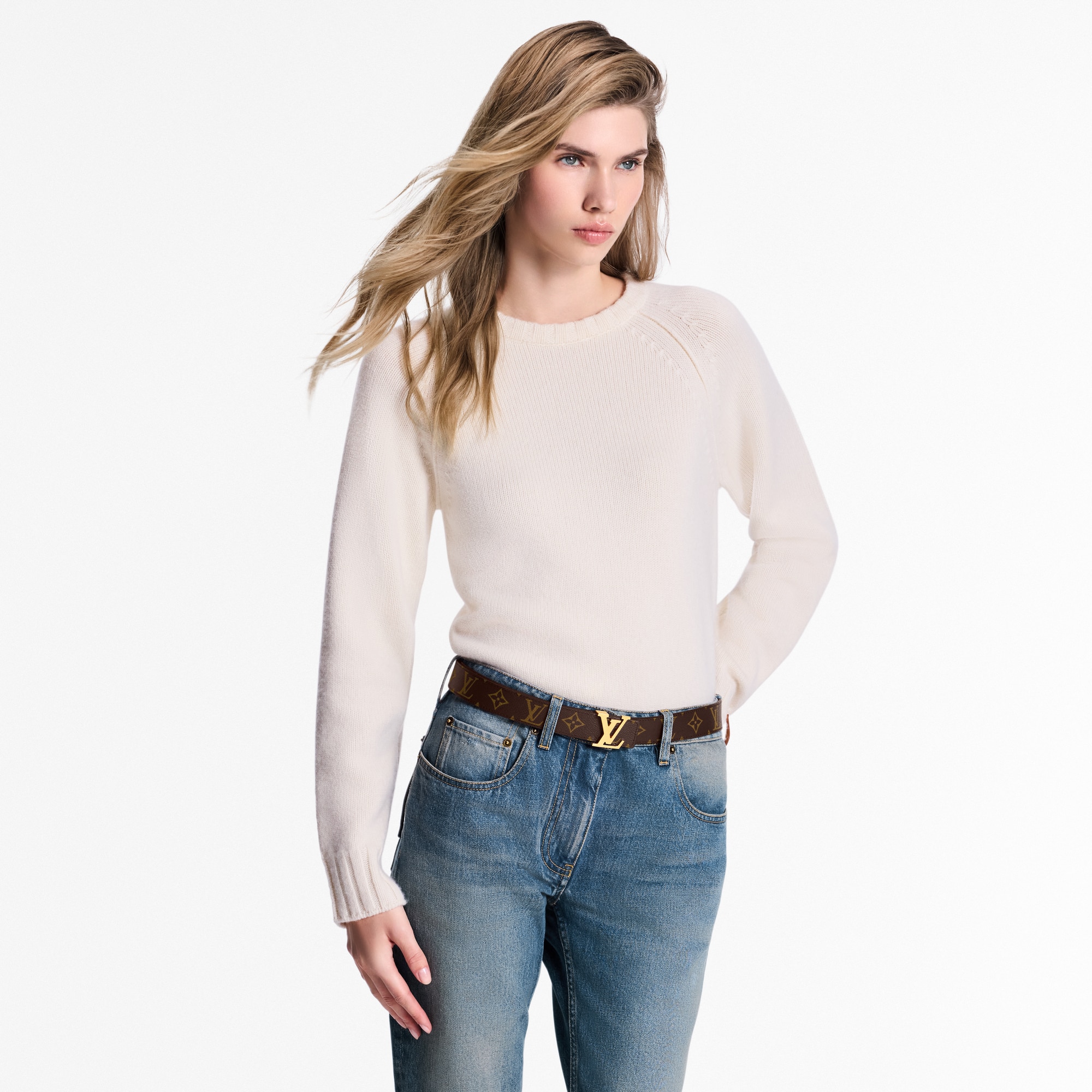 Women - LV Initials 30MM Reversible Belt Monogram Canvas Women Accessories Belts | LOUIS VUITTON (Product zoom)