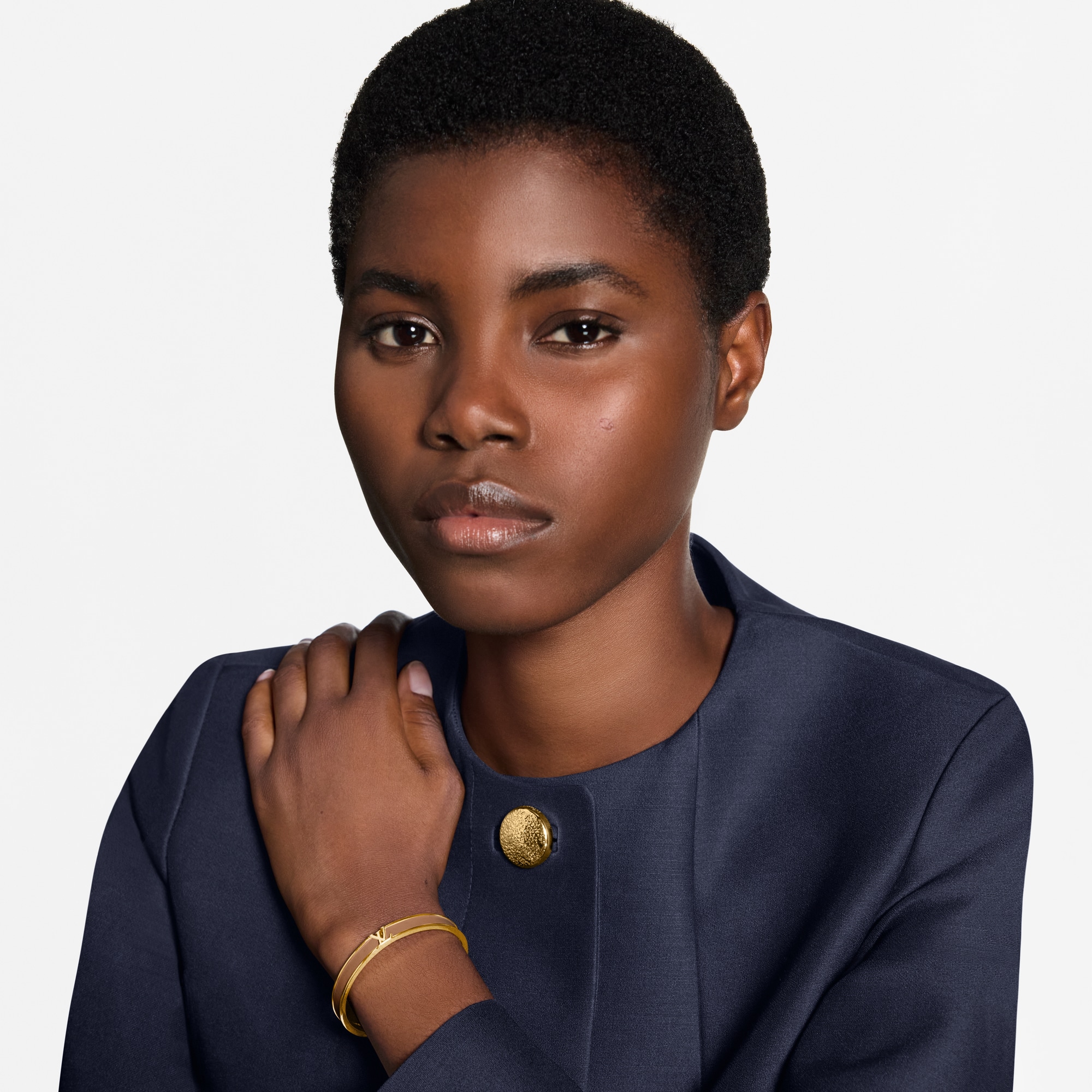 Women - LV Initials Bracelet S00 Women Fashion Jewellery All Fashion Jewellery | LOUIS VUITTON (Product zoom)