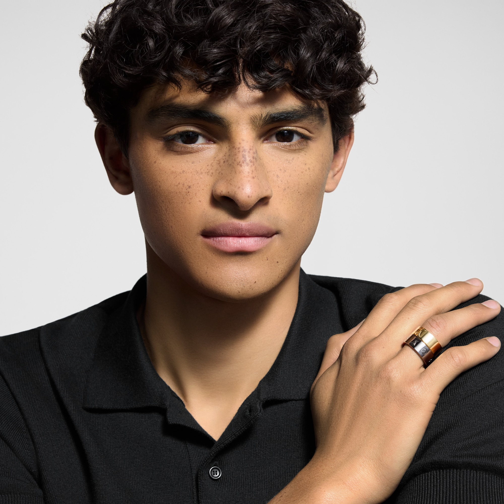 Men - LV Instinct Set of 2 Rings S00 Men Fashion Jewellery All Fashion Jewellery | LOUIS VUITTON (Product zoom)