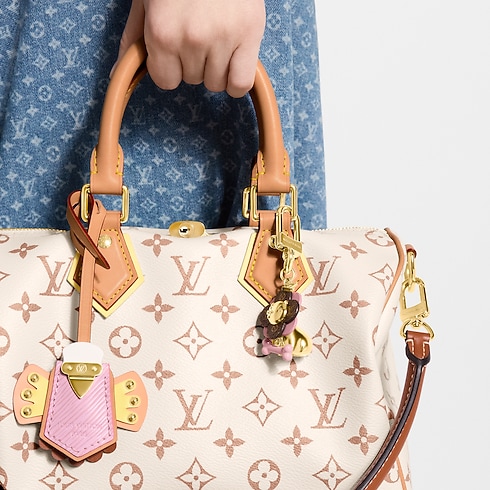 Women - LV Mini Petula Bag Charm S00 Women Accessories Bag Charms and Keyholders | LOUIS VUITTON (Product zoom)