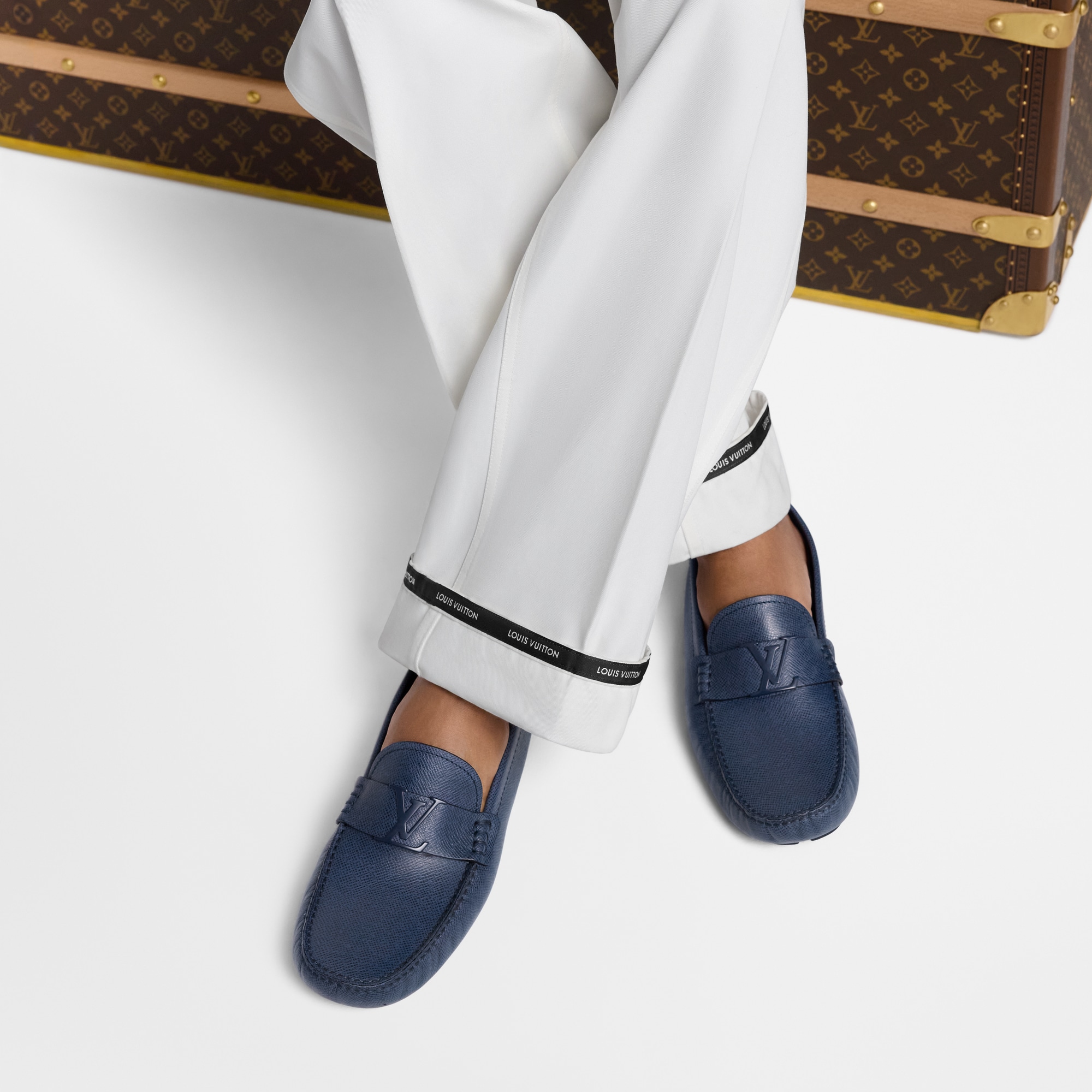 Men - LV Monza Taïga Moccasins  Men Shoes Loafers and Moccasins | LOUIS VUITTON (Product zoom)