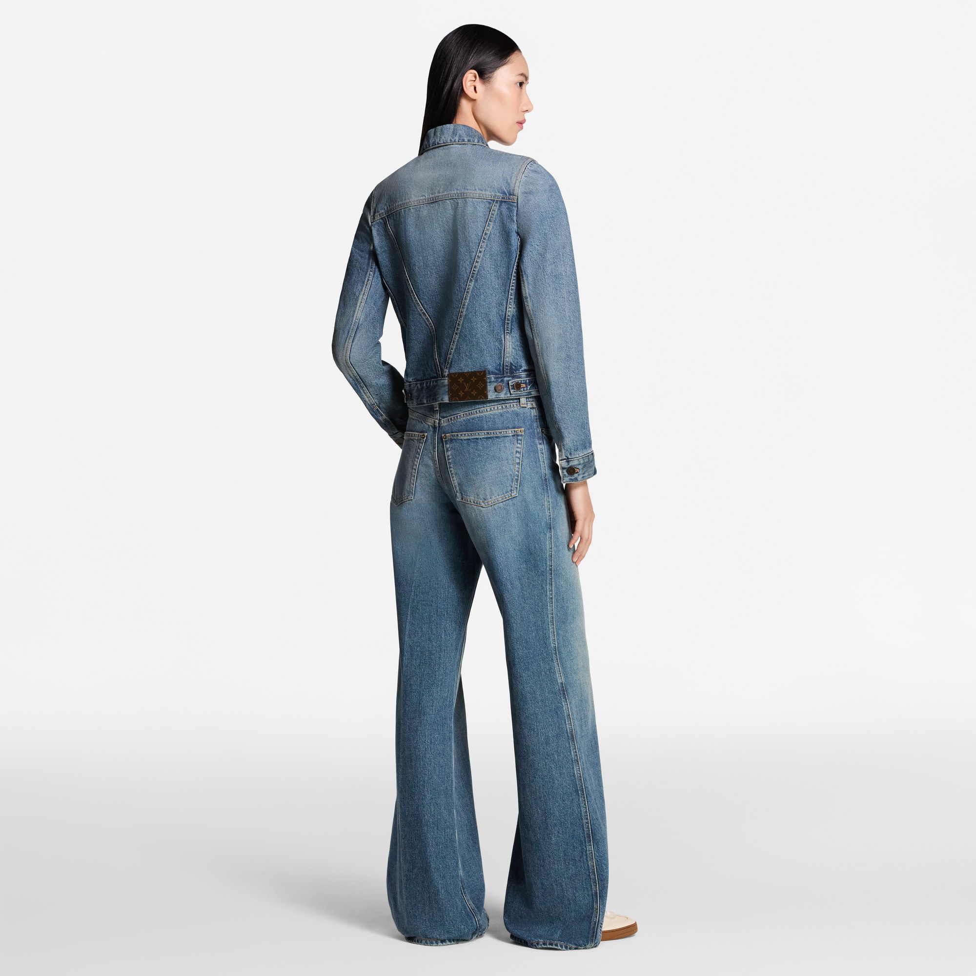Women - LV Patch Denim Jacket  Women Ready-to-Wear Coats and Jackets | LOUIS VUITTON (Product zoom)