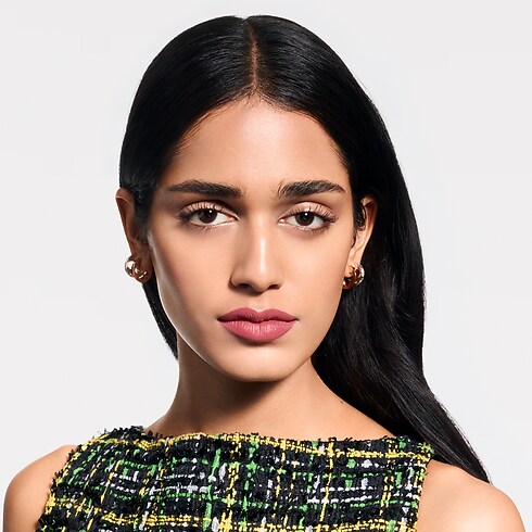 Perfumes and Beauty - LV Rouge - Matte Lipstick Perfumes and Beauty Lips } | LOUIS VUITTON (Product zoom)