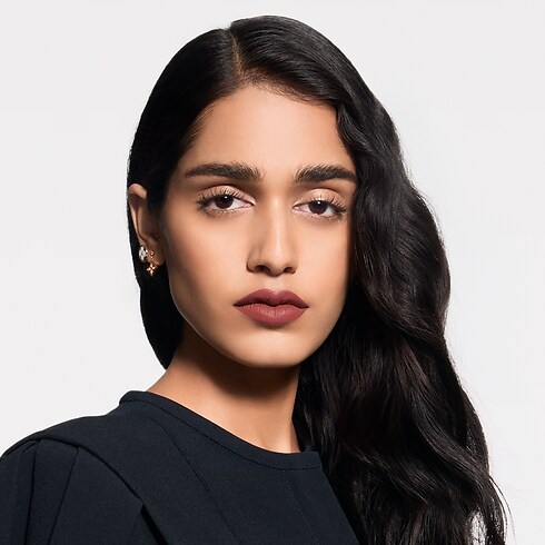 Perfumes and Beauty - LV Rouge - Matte Lipstick Perfumes and Beauty Lips } | LOUIS VUITTON (Product zoom)