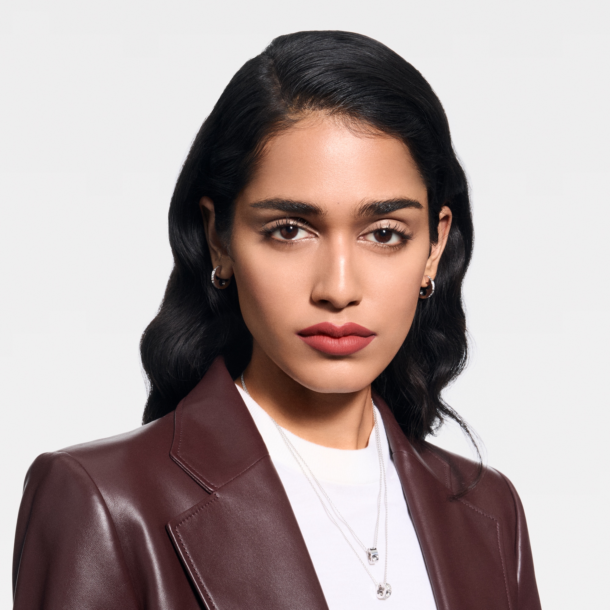 Perfumes and Beauty  - LV Rouge - Matte Lipstick Refill  Perfumes and Beauty  Lips } | LOUIS VUITTON (Product zoom)