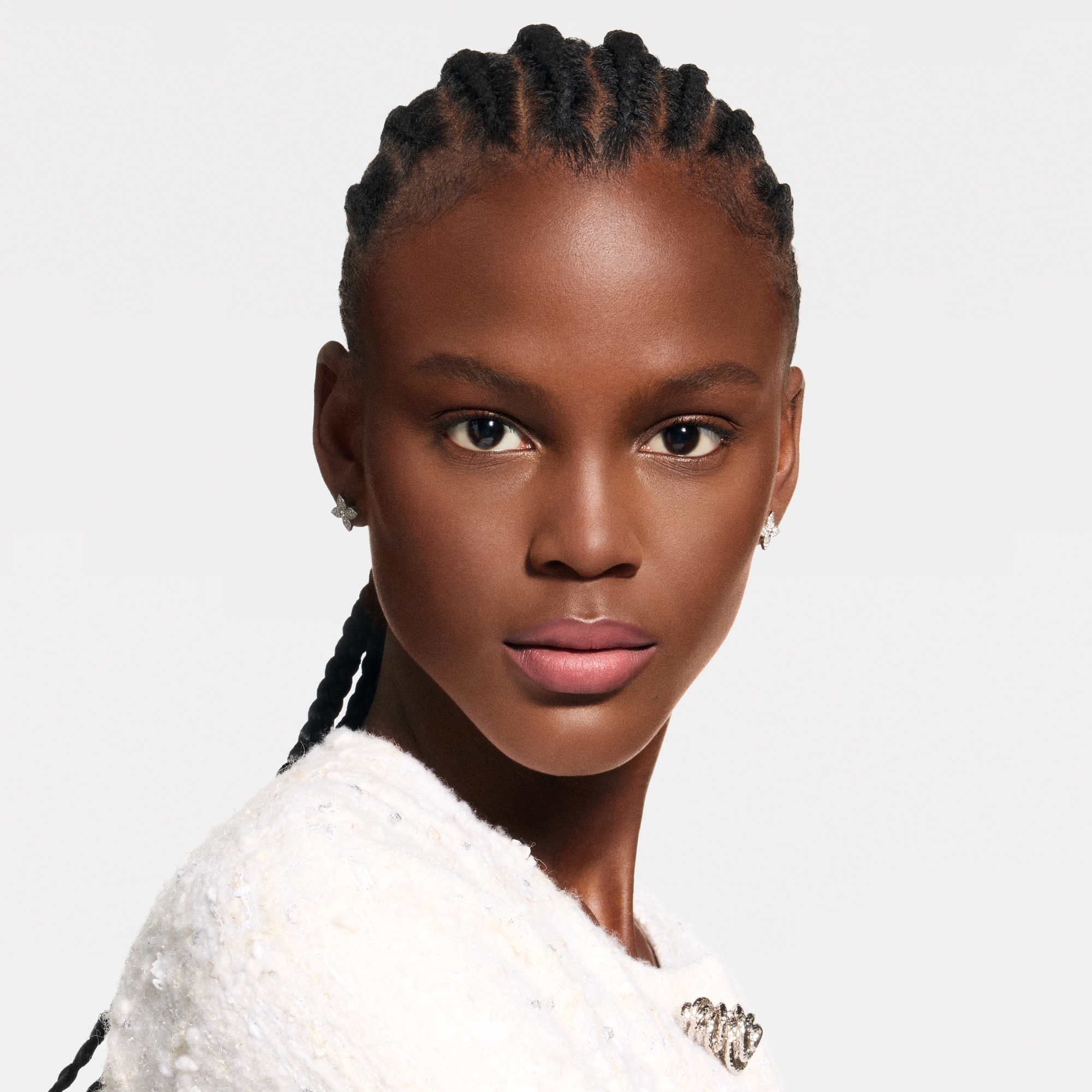 Perfumes and Beauty  - LV Rouge - Matte Lipstick Refill  Perfumes and Beauty  Lips } | LOUIS VUITTON (Product zoom)