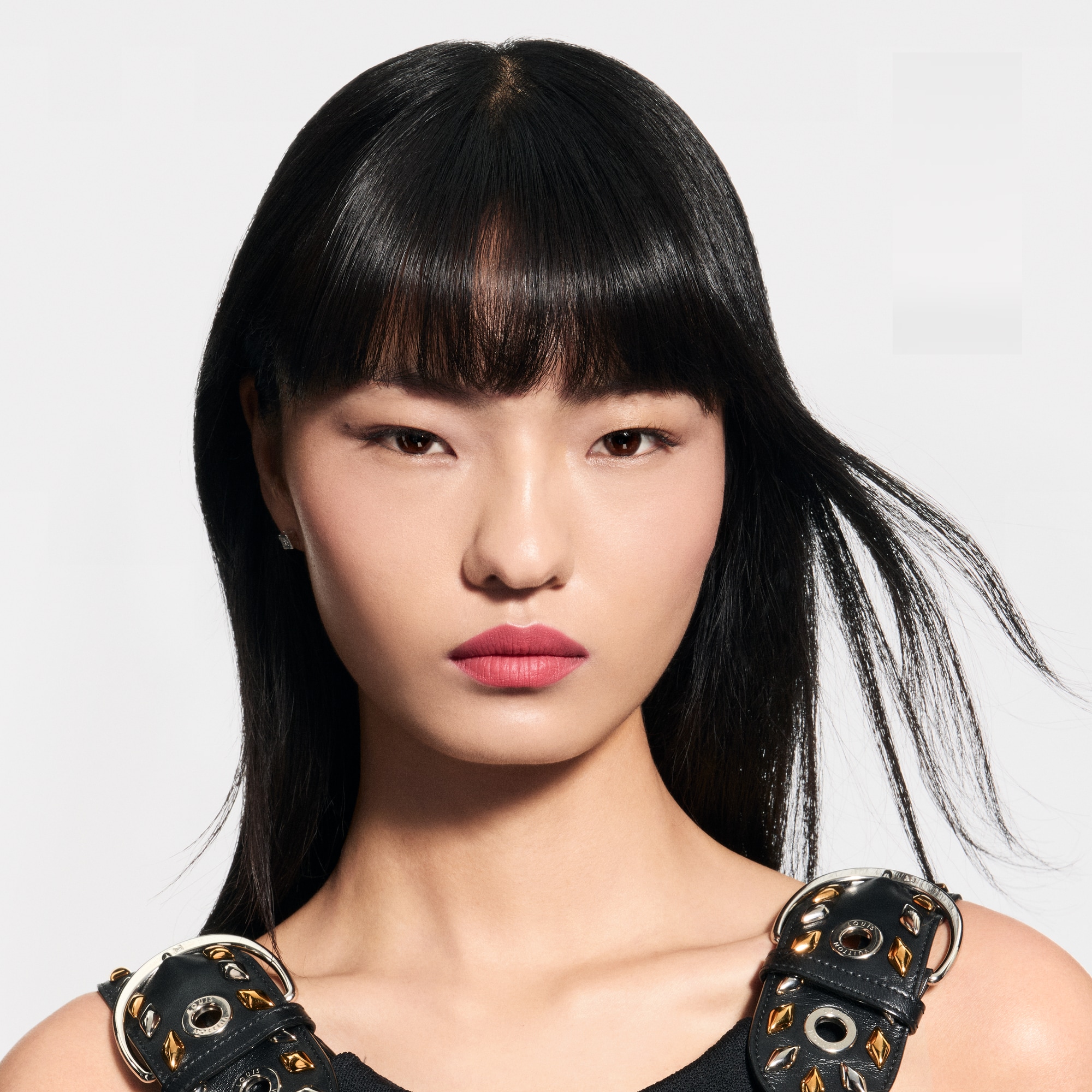 Perfumes and Beauty  - LV Rouge - Matte Lipstick Refill  Perfumes and Beauty  Lips } | LOUIS VUITTON (Product zoom)