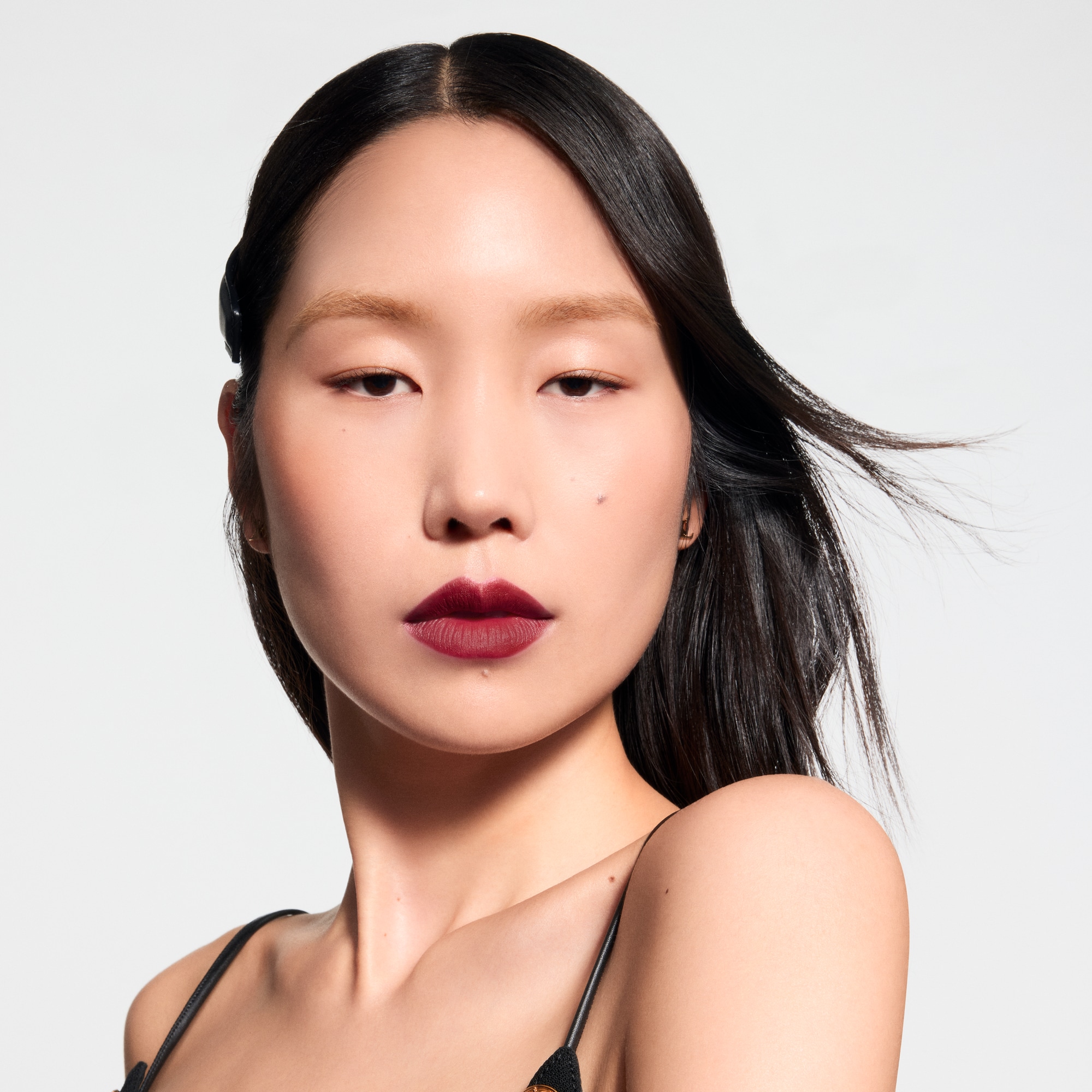 Perfumes and Beauty  - LV Rouge - Matte Lipstick Refill  Perfumes and Beauty  Lips } | LOUIS VUITTON (Product zoom)