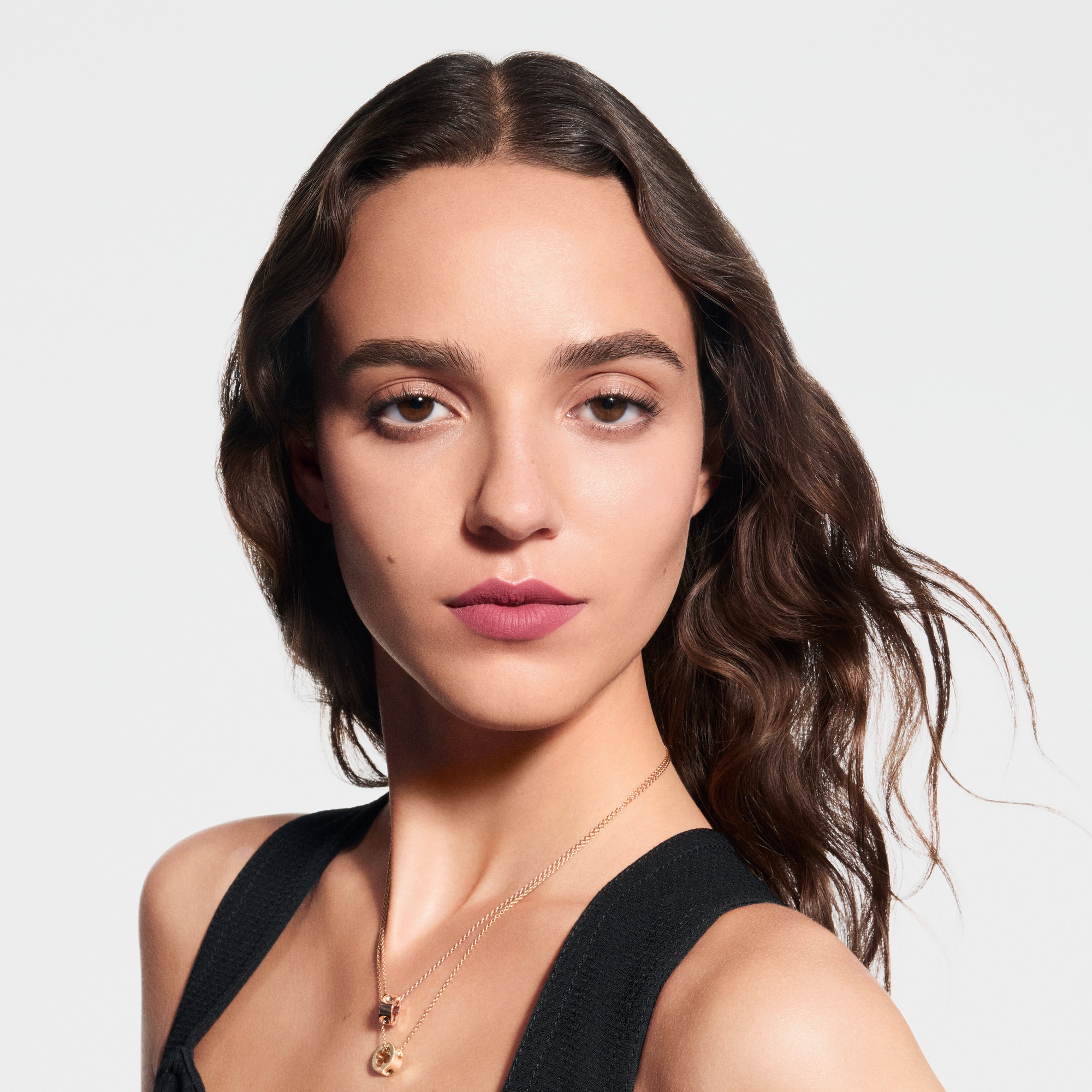 Perfumes and Beauty  - LV Rouge - Matte Lipstick Refill  Perfumes and Beauty  Lips } | LOUIS VUITTON (Product zoom)