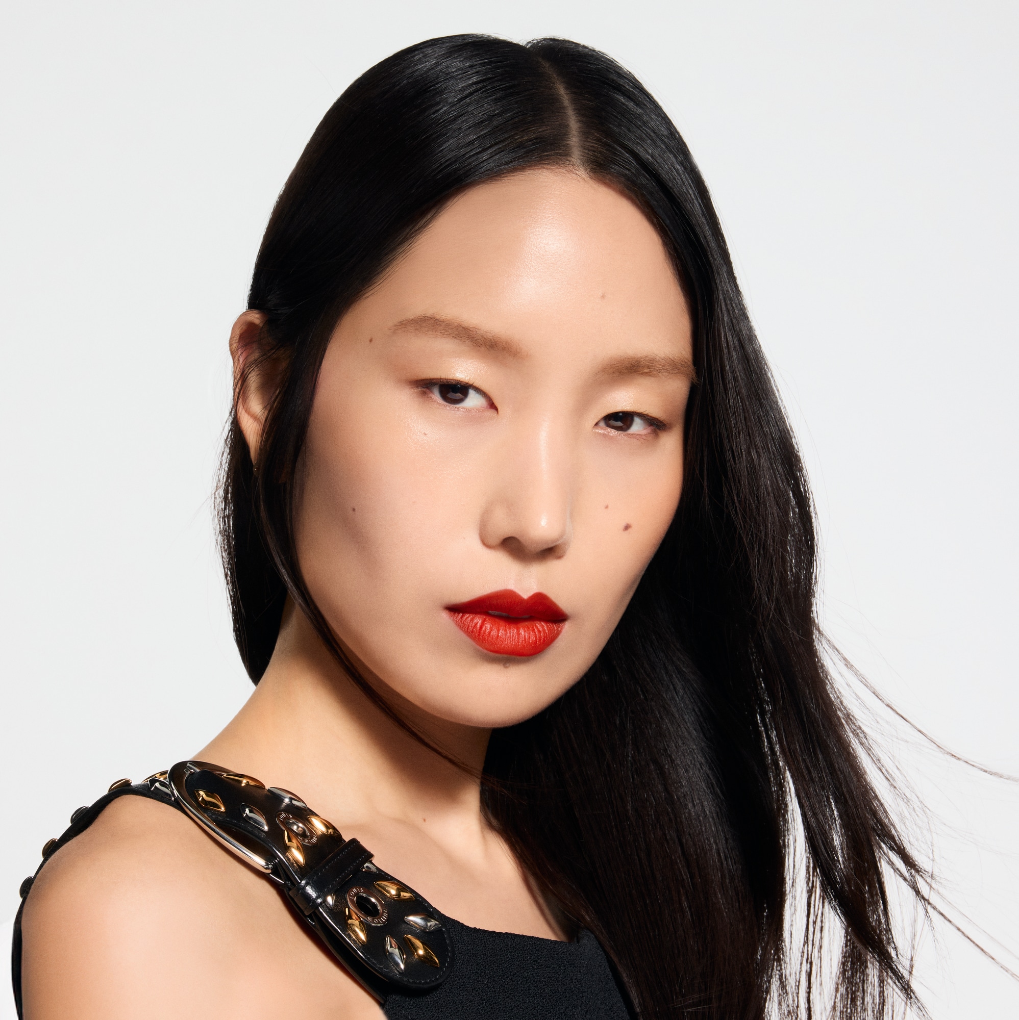 Perfumes and Beauty  - LV Rouge - Matte Lipstick Refill  Perfumes and Beauty  Lips } | LOUIS VUITTON (Product zoom)