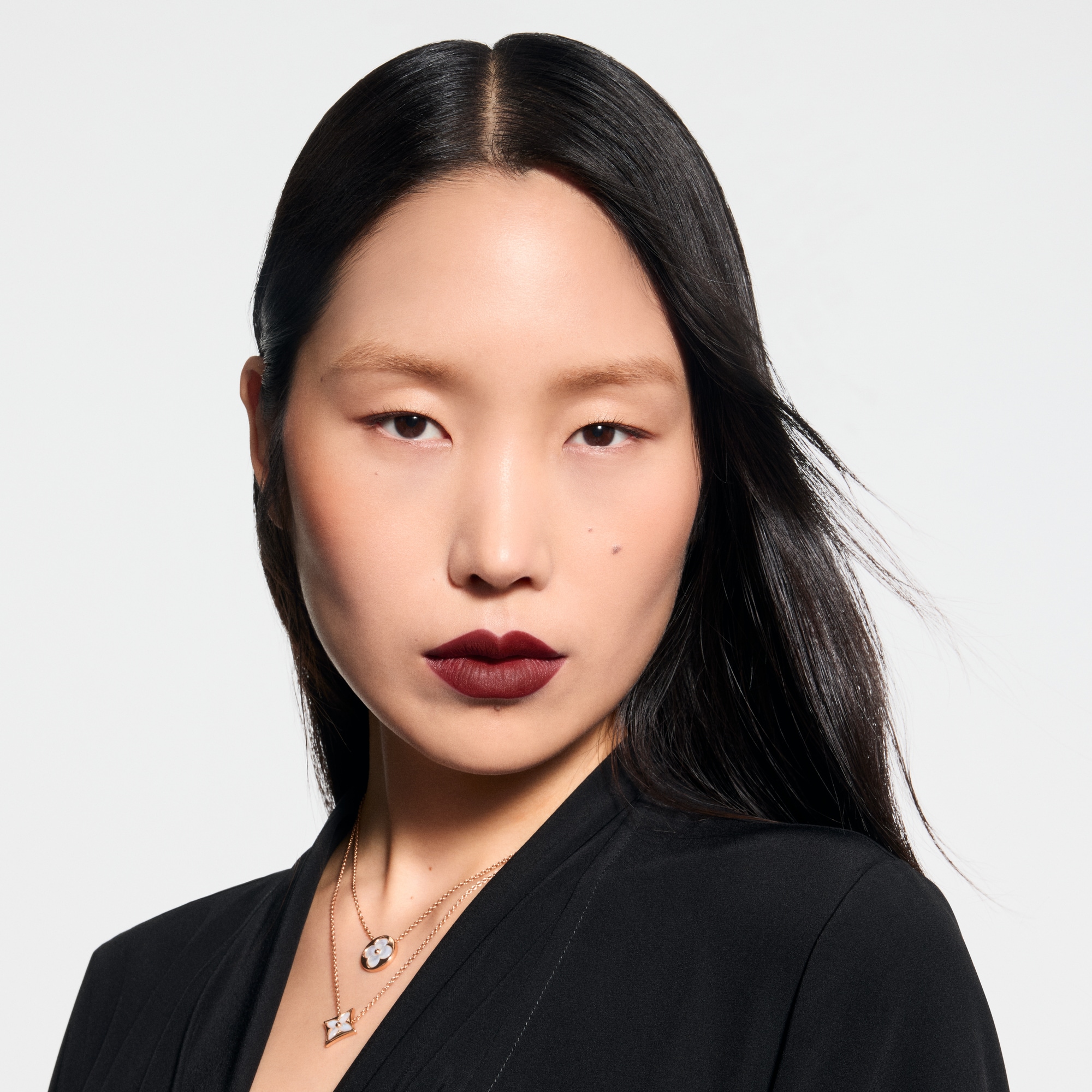 Perfumes and Beauty  - LV Rouge - Matte Lipstick Refill  Perfumes and Beauty  Lips } | LOUIS VUITTON (Product zoom)