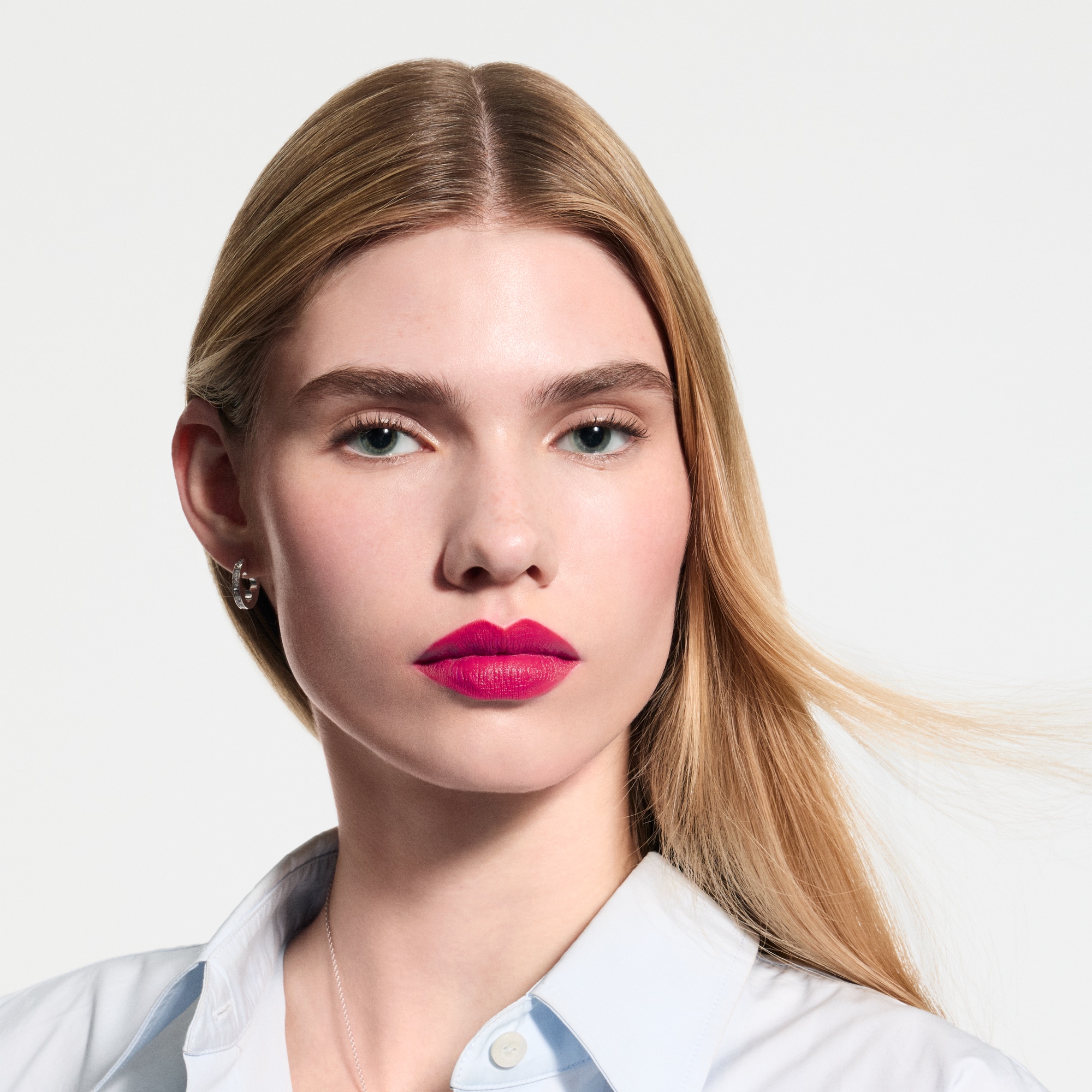 Perfumes and Beauty  - LV Rouge - Matte Lipstick Refill  Perfumes and Beauty  Lips } | LOUIS VUITTON (Product zoom)