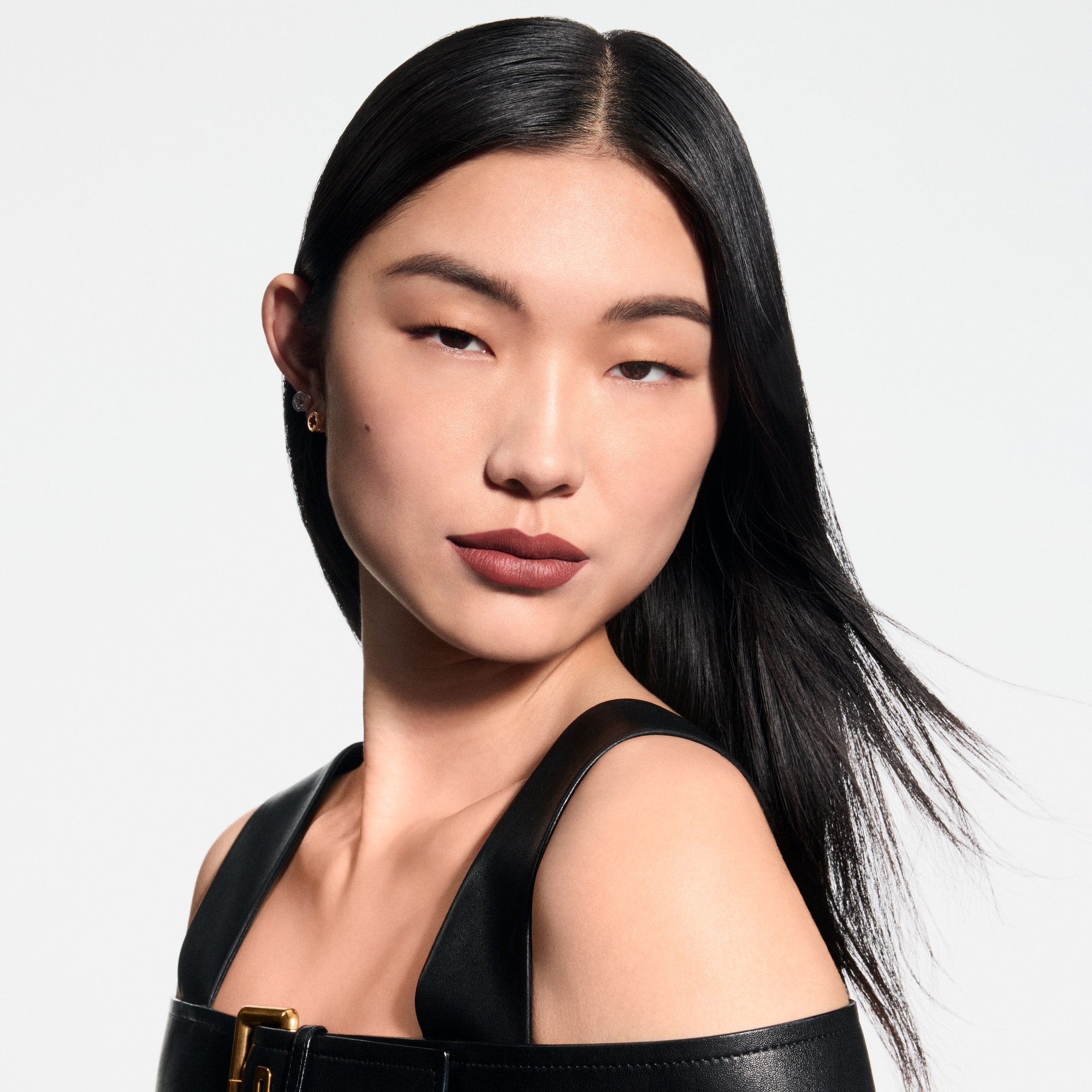 Perfumes and Beauty  - LV Rouge - Matte Lipstick Refill  Perfumes and Beauty  Lips } | LOUIS VUITTON (Product zoom)