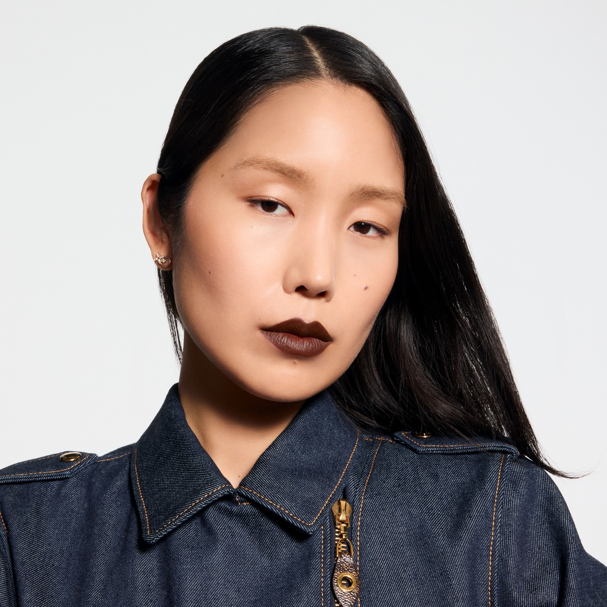 Perfumes and Beauty  - LV Rouge - Matte Lipstick Refill  Perfumes and Beauty  Lips } | LOUIS VUITTON (Product zoom)