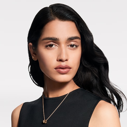 Perfumes and Beauty - LV Rouge - Satin Lipstick Refill Perfumes and Beauty Lips } | LOUIS VUITTON (Product zoom)