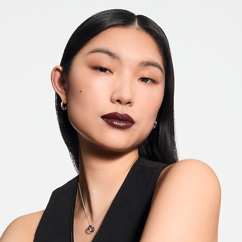 Perfumes and Beauty - LV Rouge - Satin Lipstick Refill Perfumes and Beauty Lips } | LOUIS VUITTON (Product zoom)