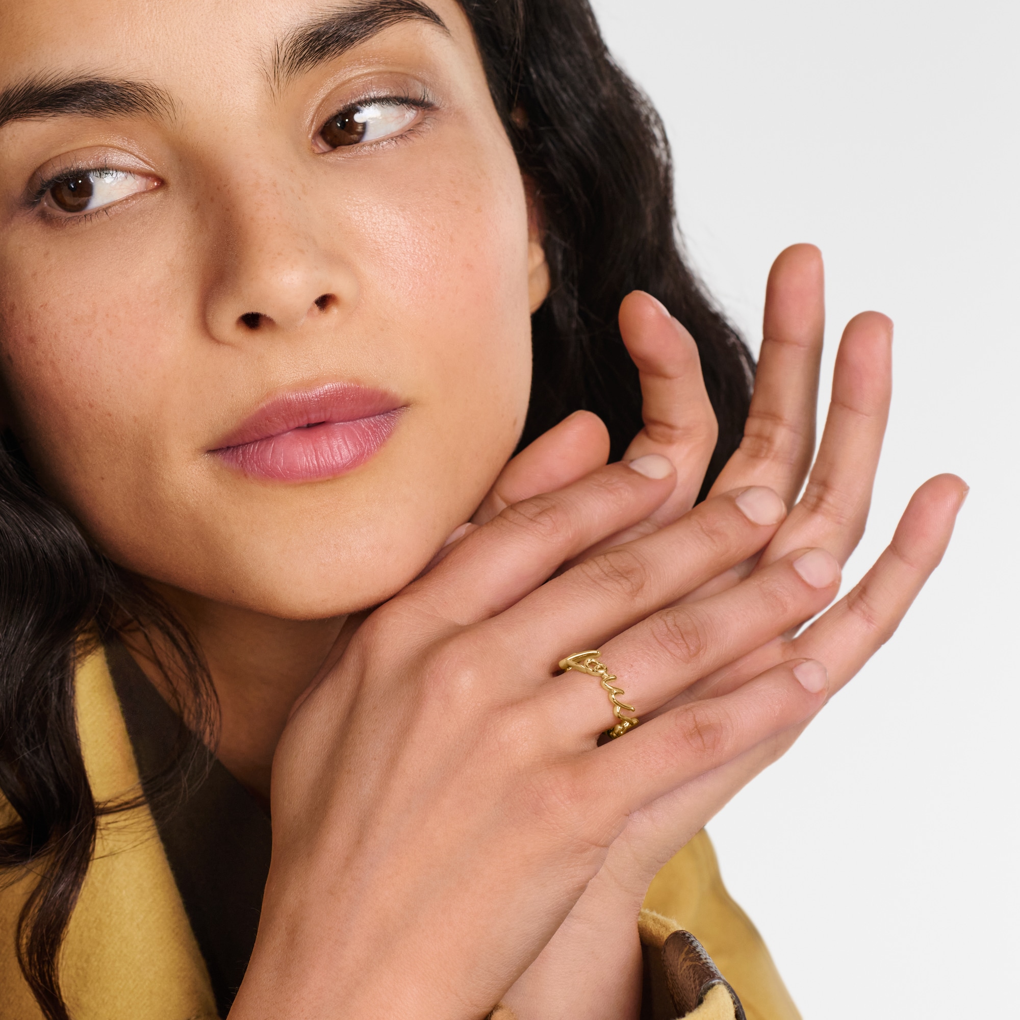 Women - LV Script Ring S00 Women Fashion Jewellery Rings | LOUIS VUITTON (Product zoom)