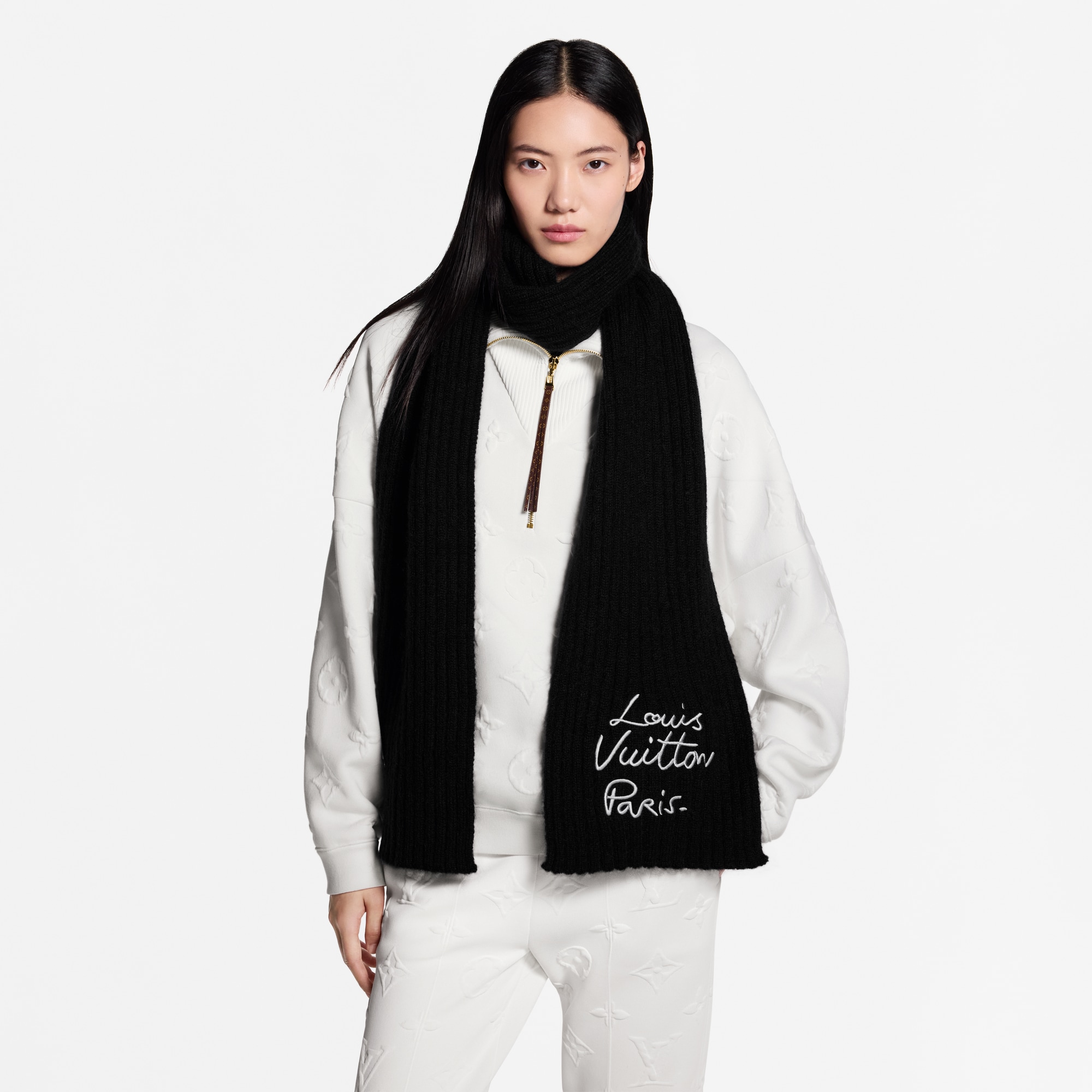 Women - LV Script Scarf S00 Women Accessories Scarves | LOUIS VUITTON (Product zoom)