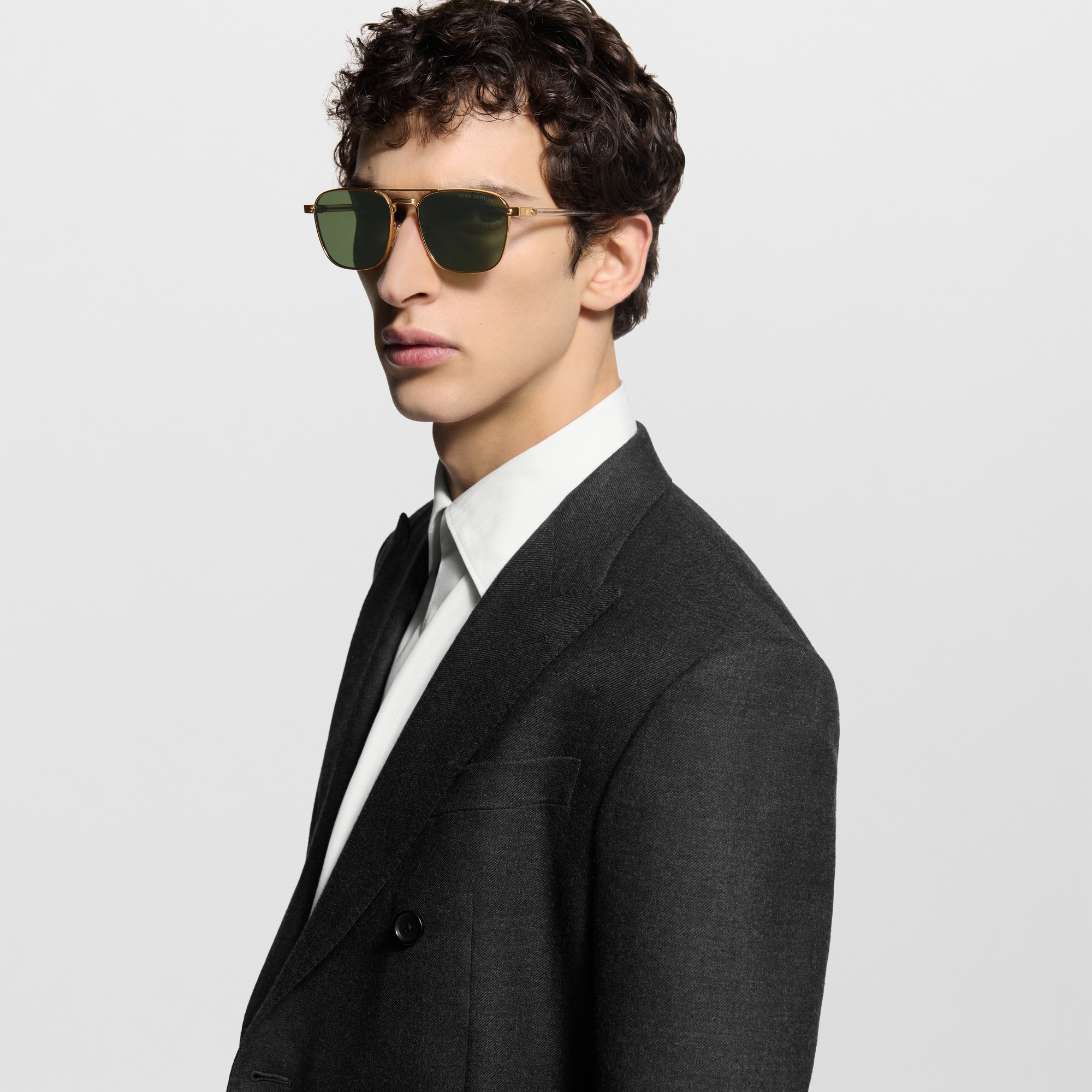 Men - LV Signature Metal Square Sunglasses S00 Men Accessories Sunglasses | LOUIS VUITTON (Product zoom)