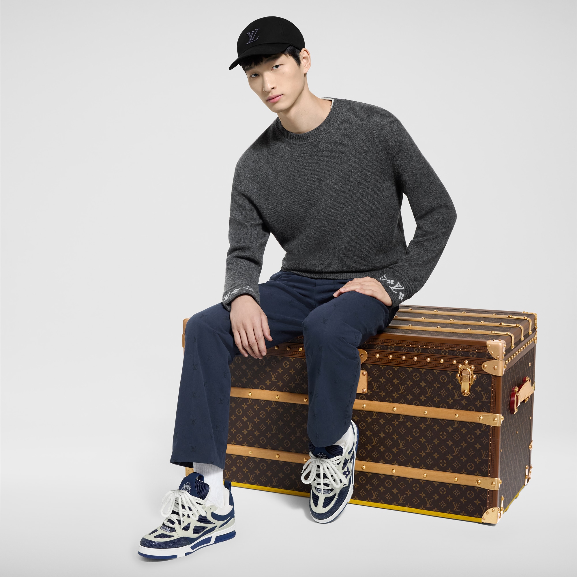 Men - LV Skate Trainers  Men Shoes Trainers | LOUIS VUITTON (Product zoom)