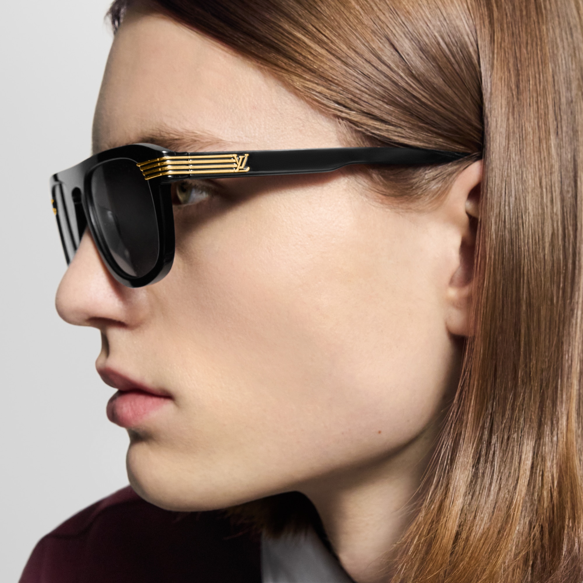 Men - LV Slide Round Square Sunglasses S00 Men Accessories Sunglasses | LOUIS VUITTON (Product zoom)