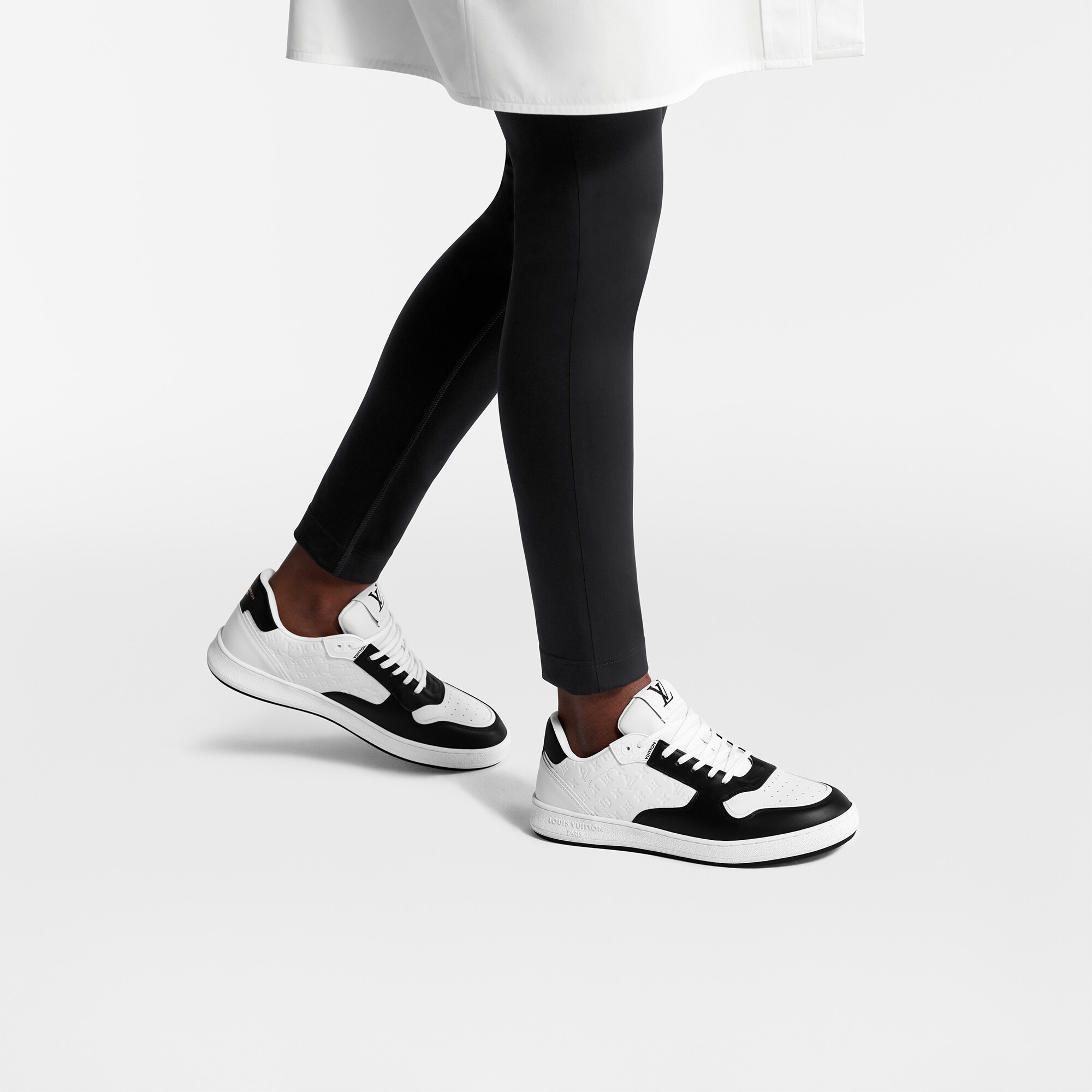 Men - LV Stadium Trainers  Men Discontinued Product Obs 16 | LOUIS VUITTON (Product zoom)