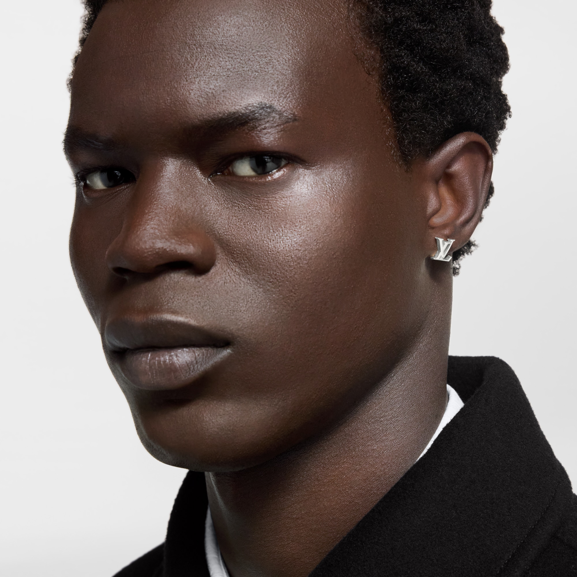 LV Suit Earrings Luxury S00 Silver LOUIS VUITTON