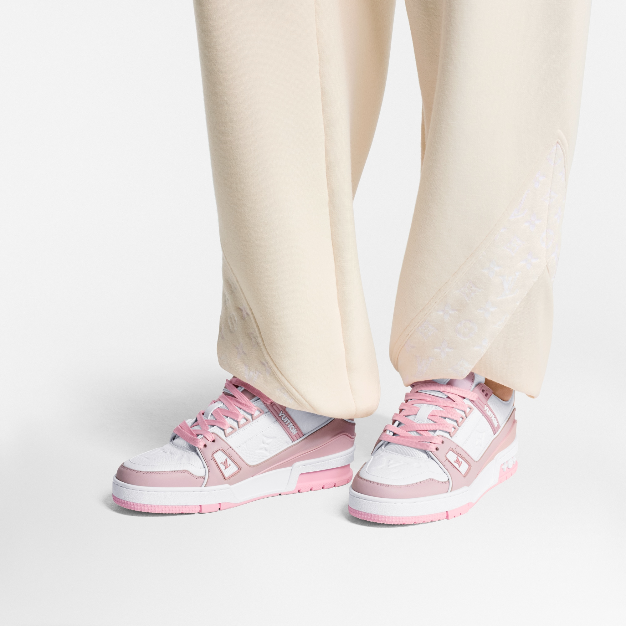Women - LV Trainer  Women Shoes Trainers | LOUIS VUITTON (Product zoom)