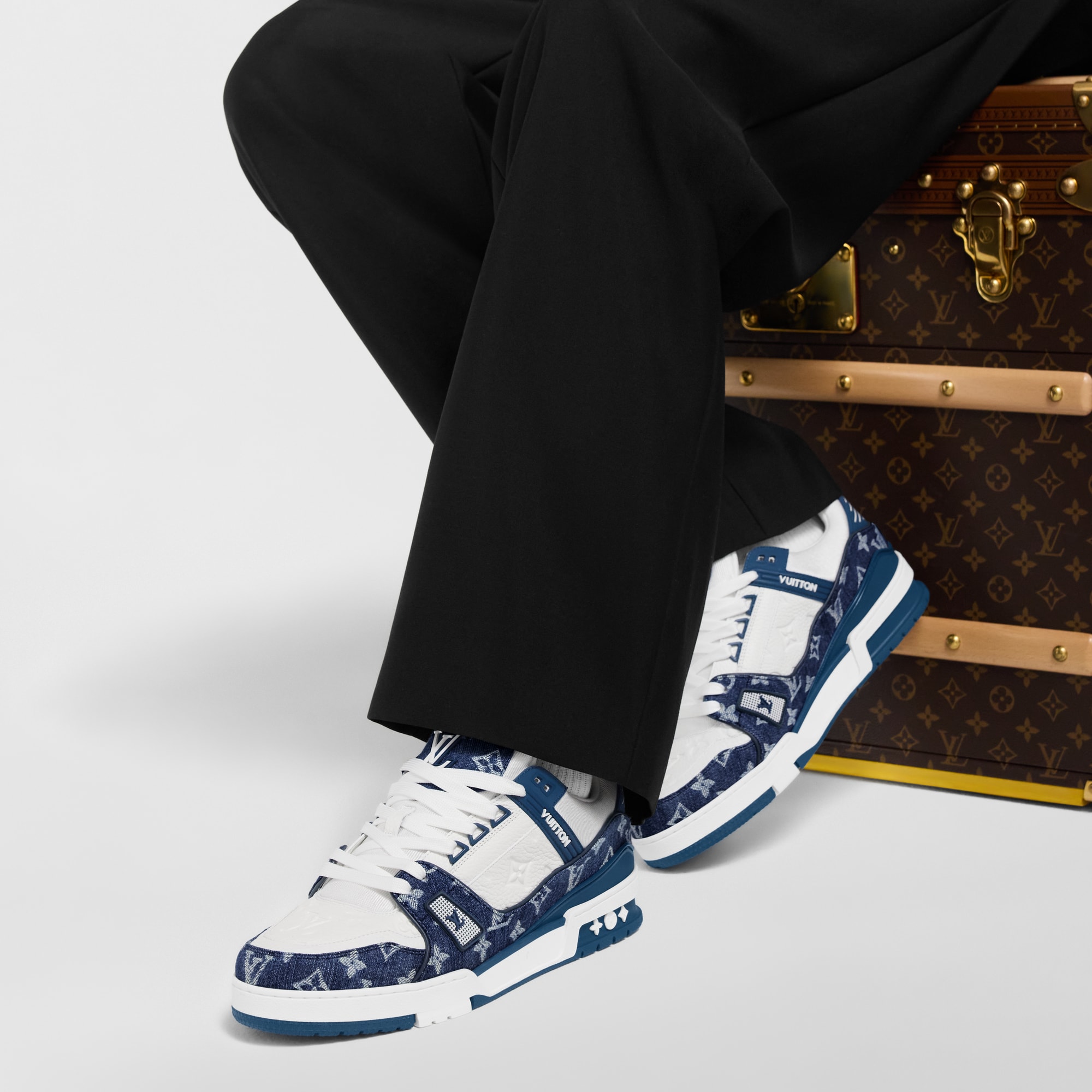 Men - LV Trainer  Men Shoes Trainers | LOUIS VUITTON (Product zoom)
