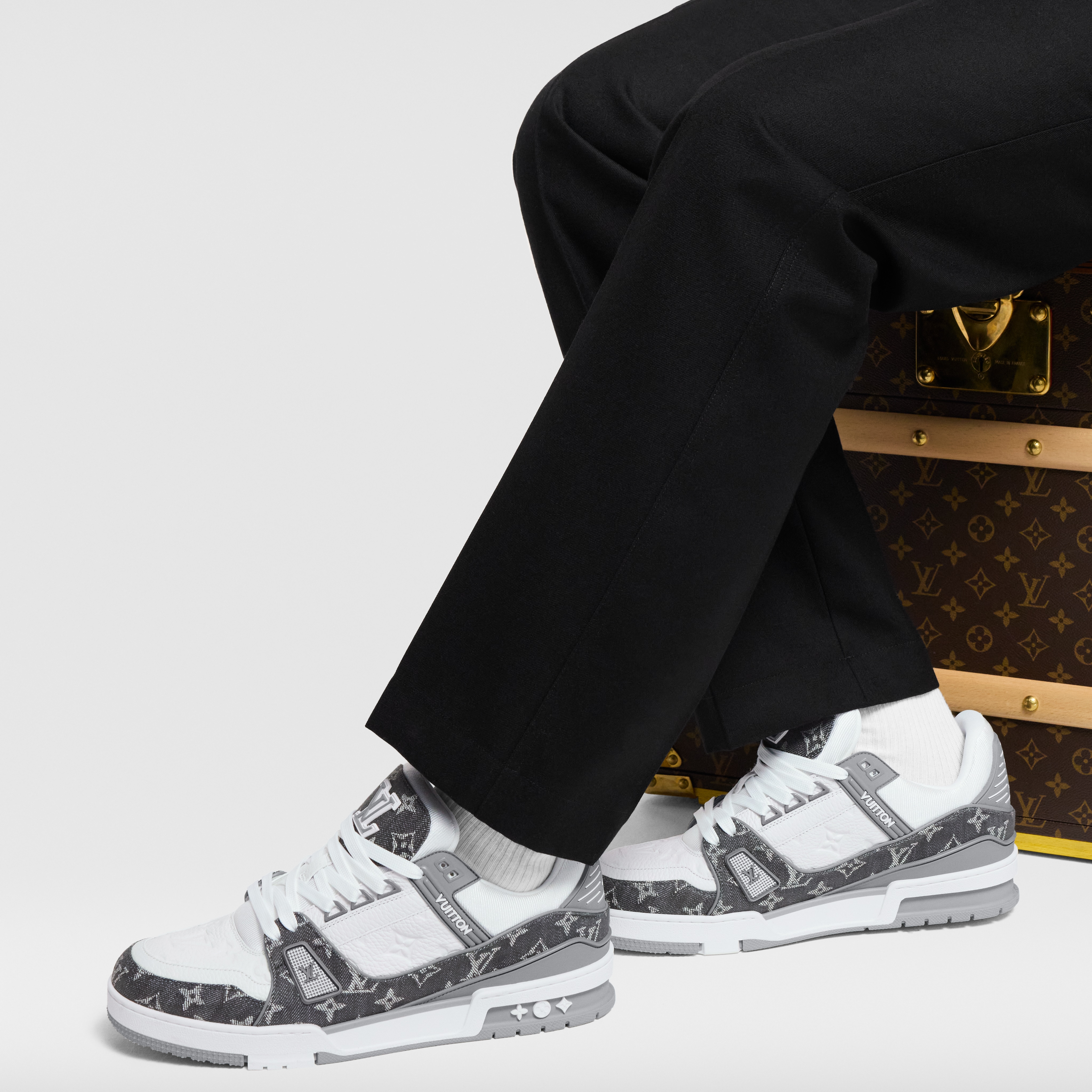 Men - LV Trainer  Men Shoes Trainers | LOUIS VUITTON (Product zoom)