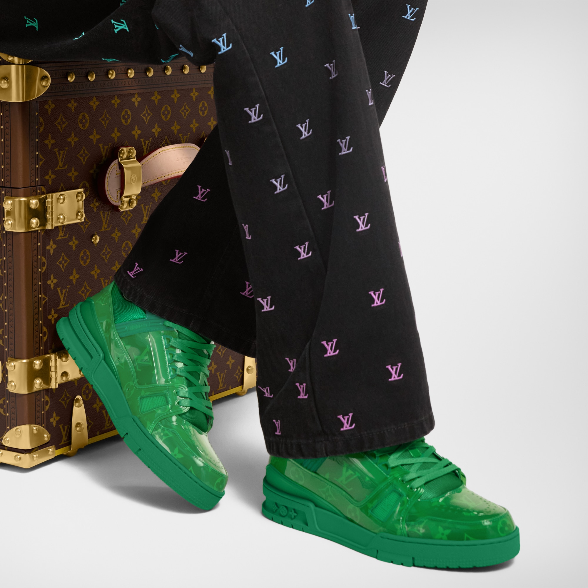 Men - LV Trainer  Men Shoes Trainers | LOUIS VUITTON (Product zoom)