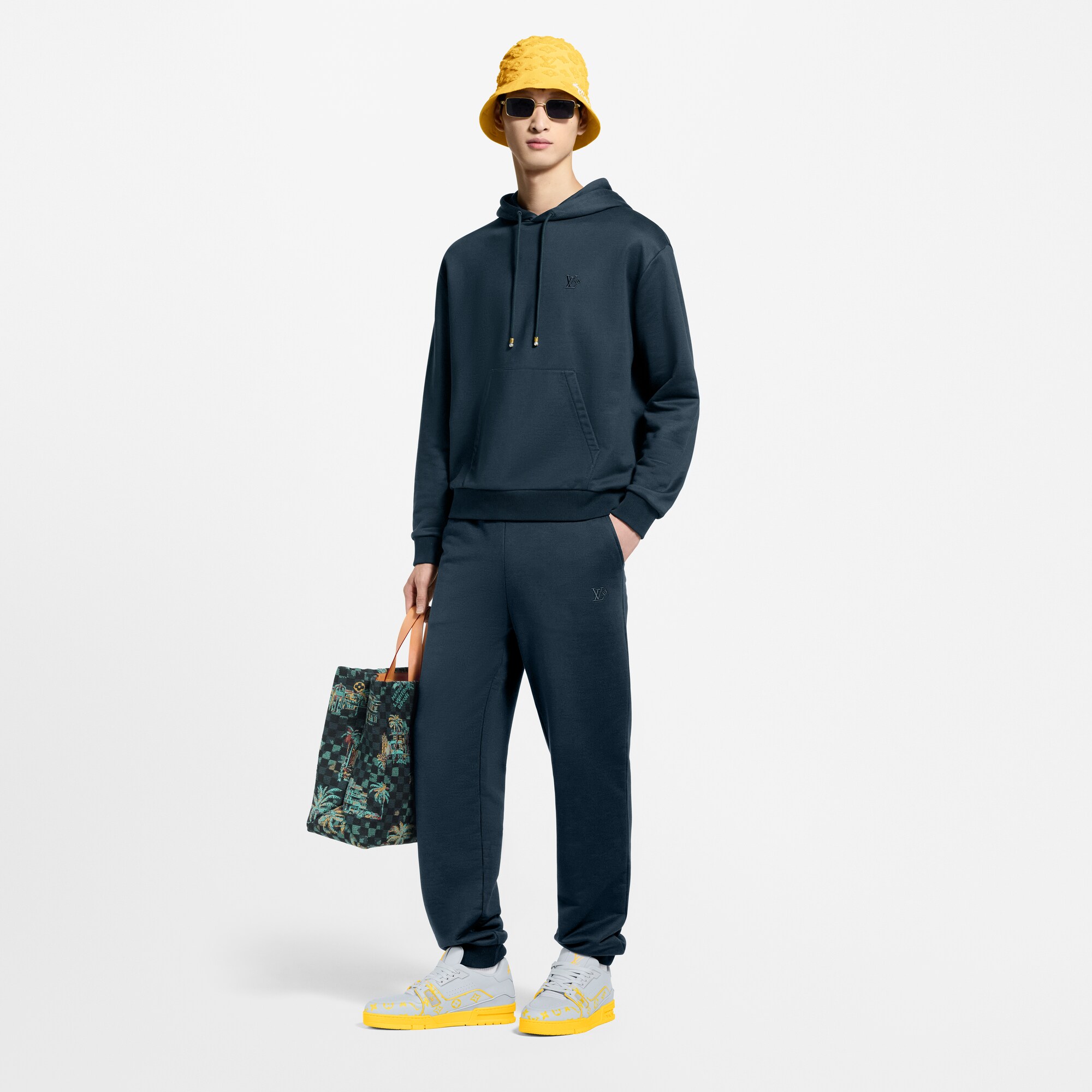 Men - LV Trainer  Men Shoes Trainers | LOUIS VUITTON (Product zoom)