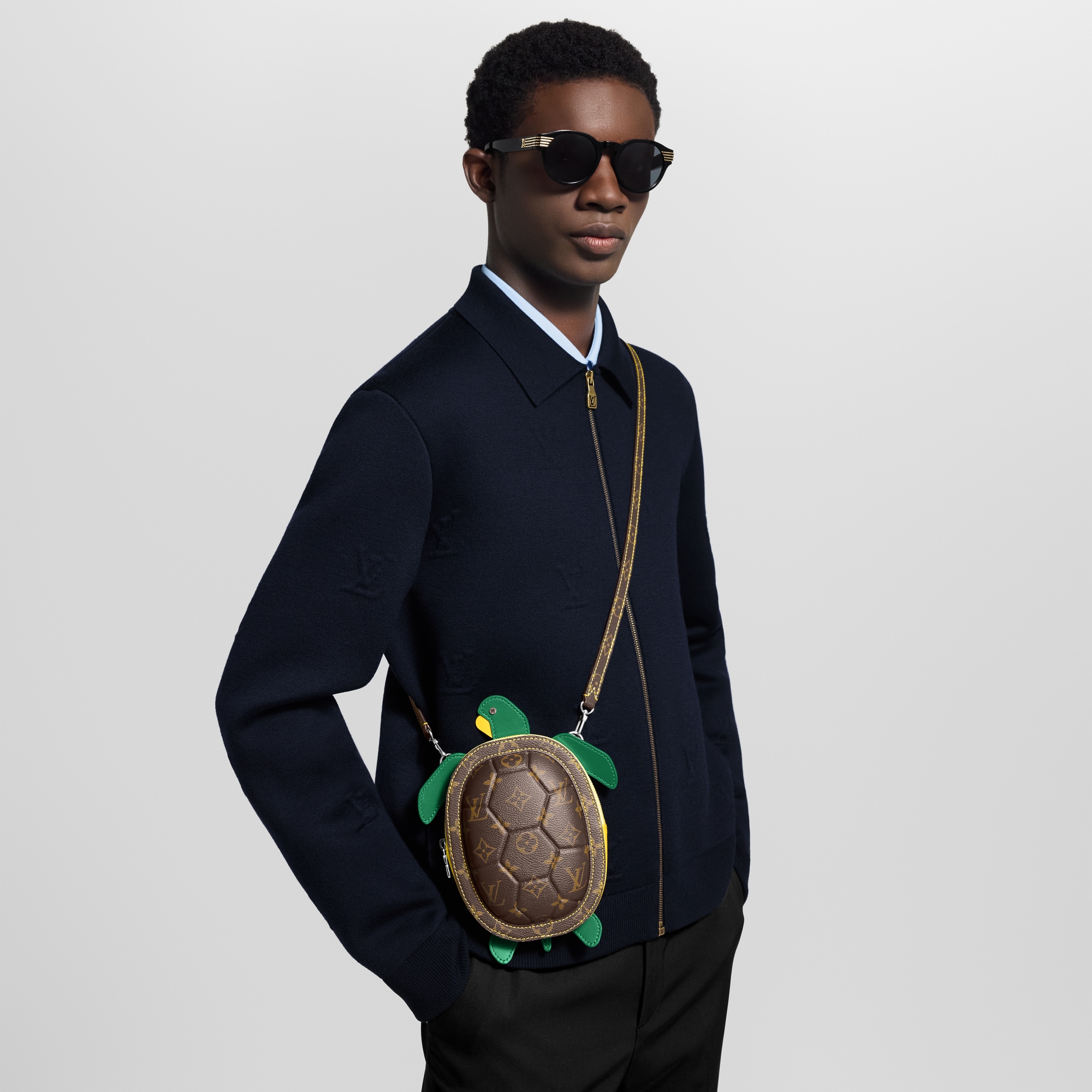 Men - LV Turtle Wearable Wallet Other Monogram Canvas Men Wallets and Small Leather Goods Mini Bags | LOUIS VUITTON (Product zoom)